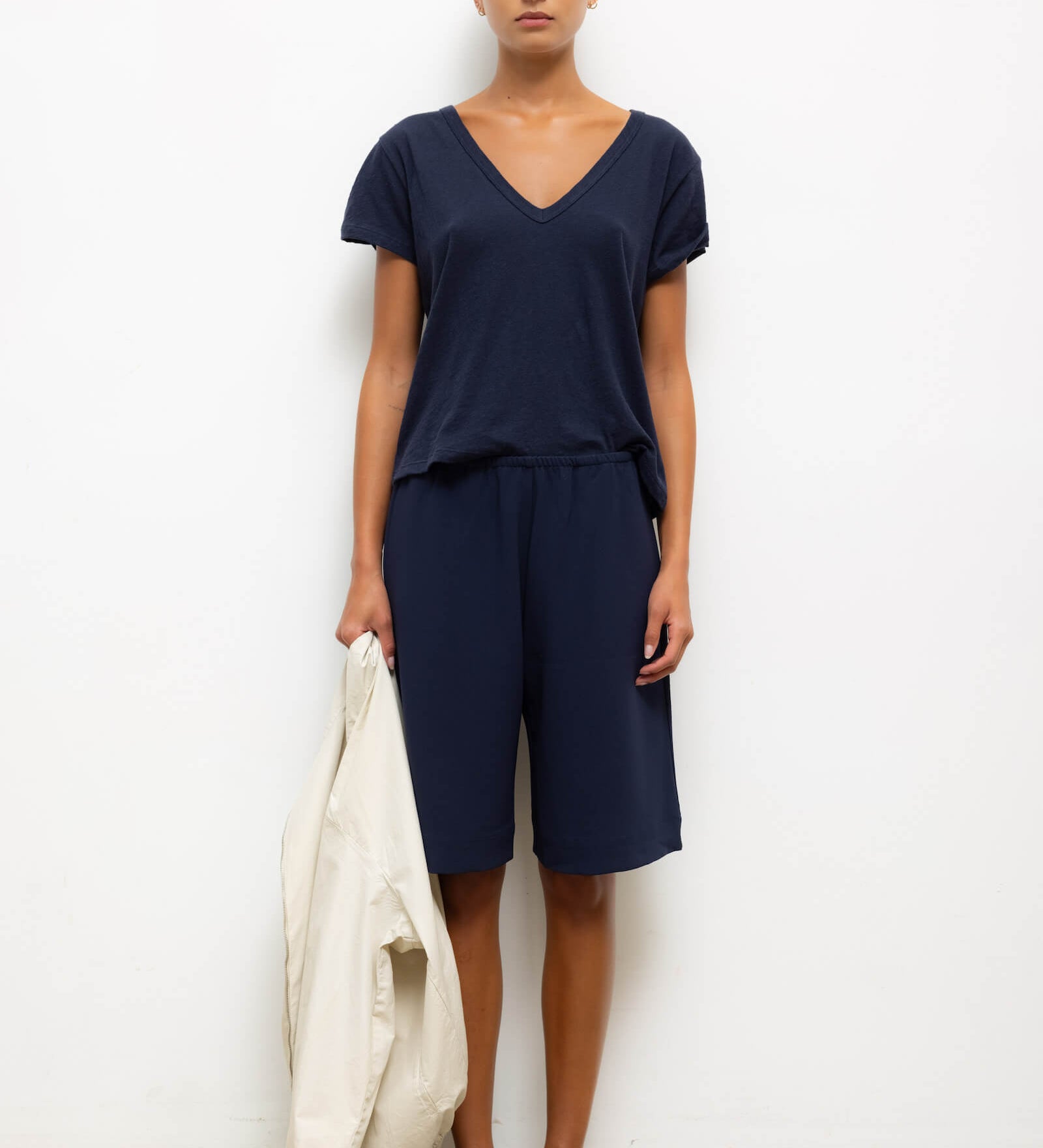 Leset - Laura V Neck Tee