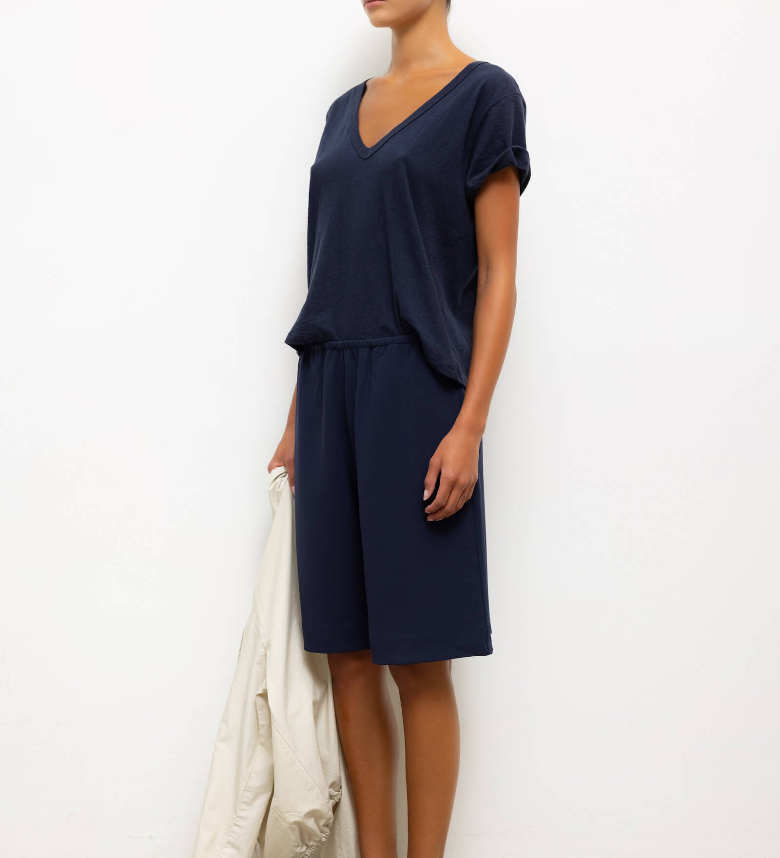 Leset - Laura V Neck Tee
