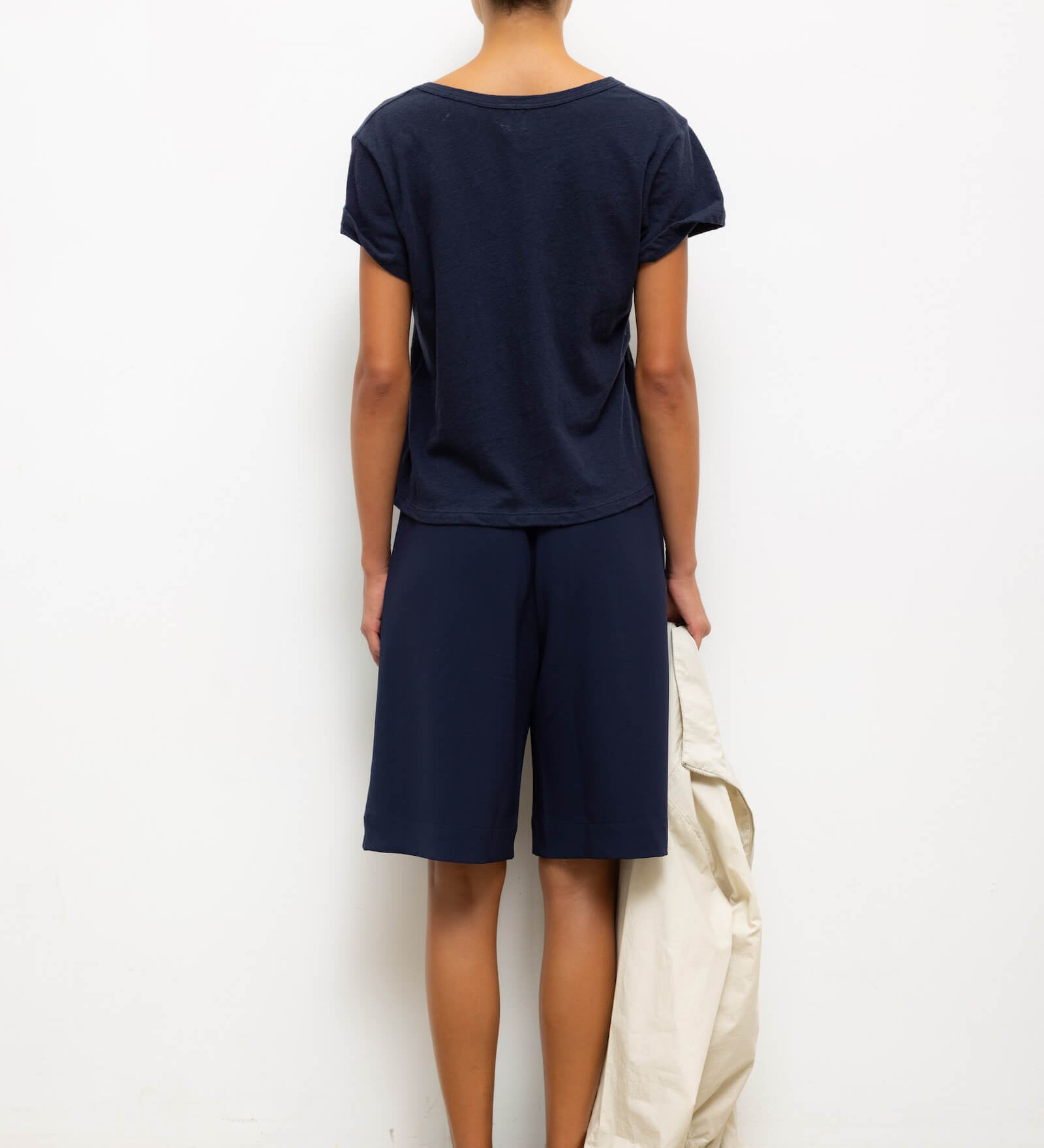 Leset - Laura V Neck Tee