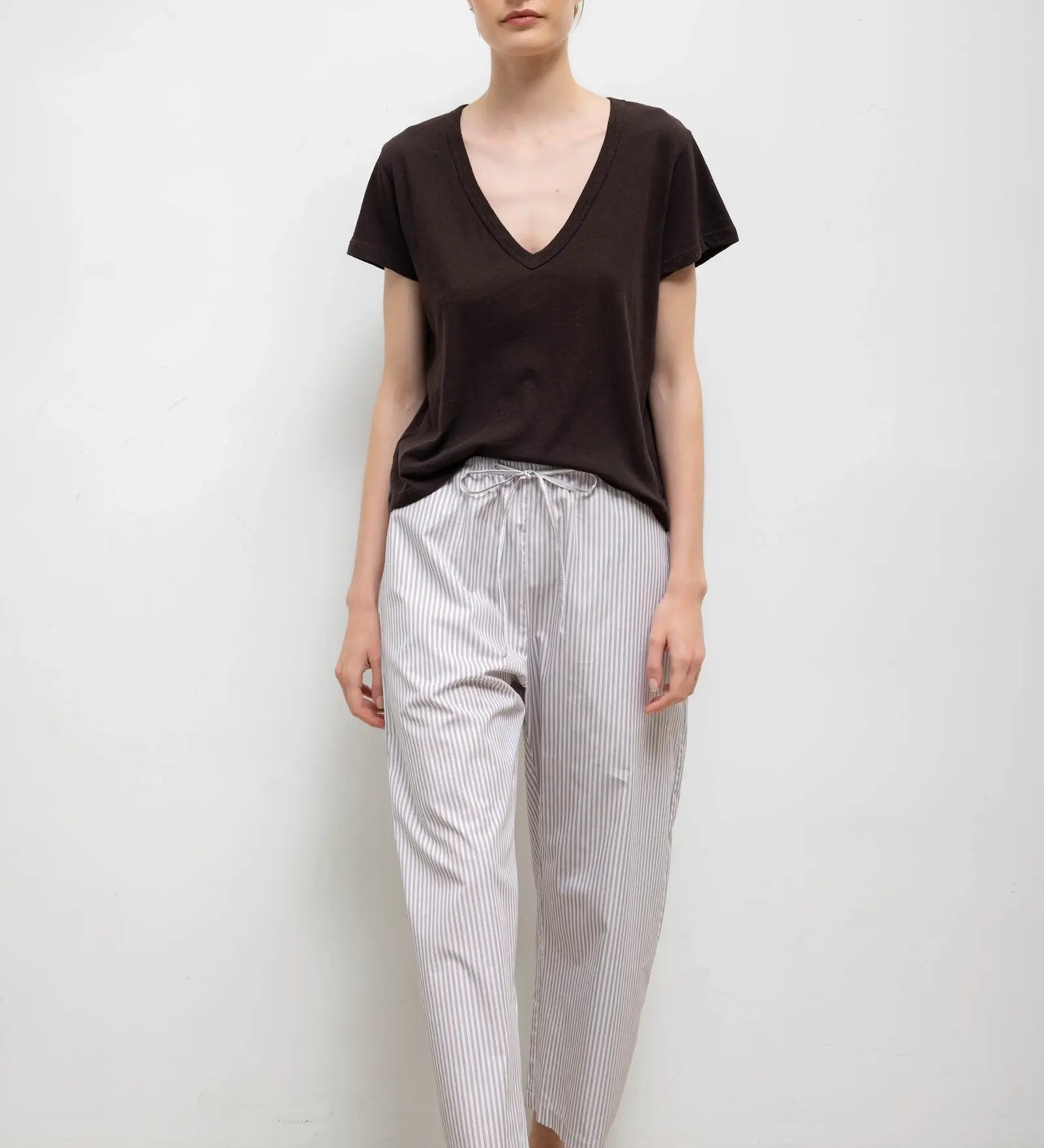 Leset - Laura V Neck Tee