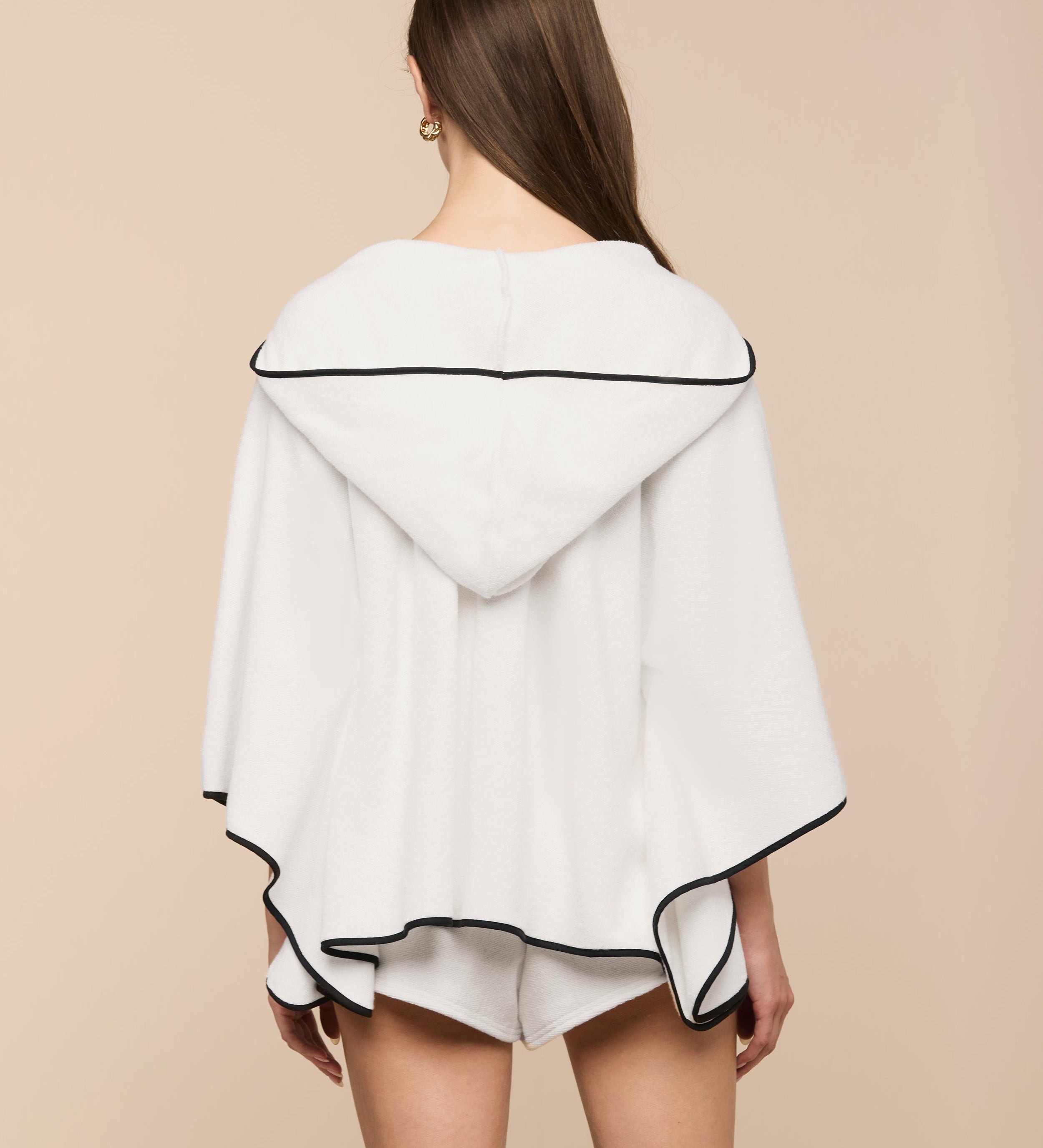 L'AGENCE - Demeter Cover - Up Poncho