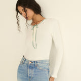 DOEN - LIDIE TEE - - SALT WITH CLOUD BLUE RIBBON