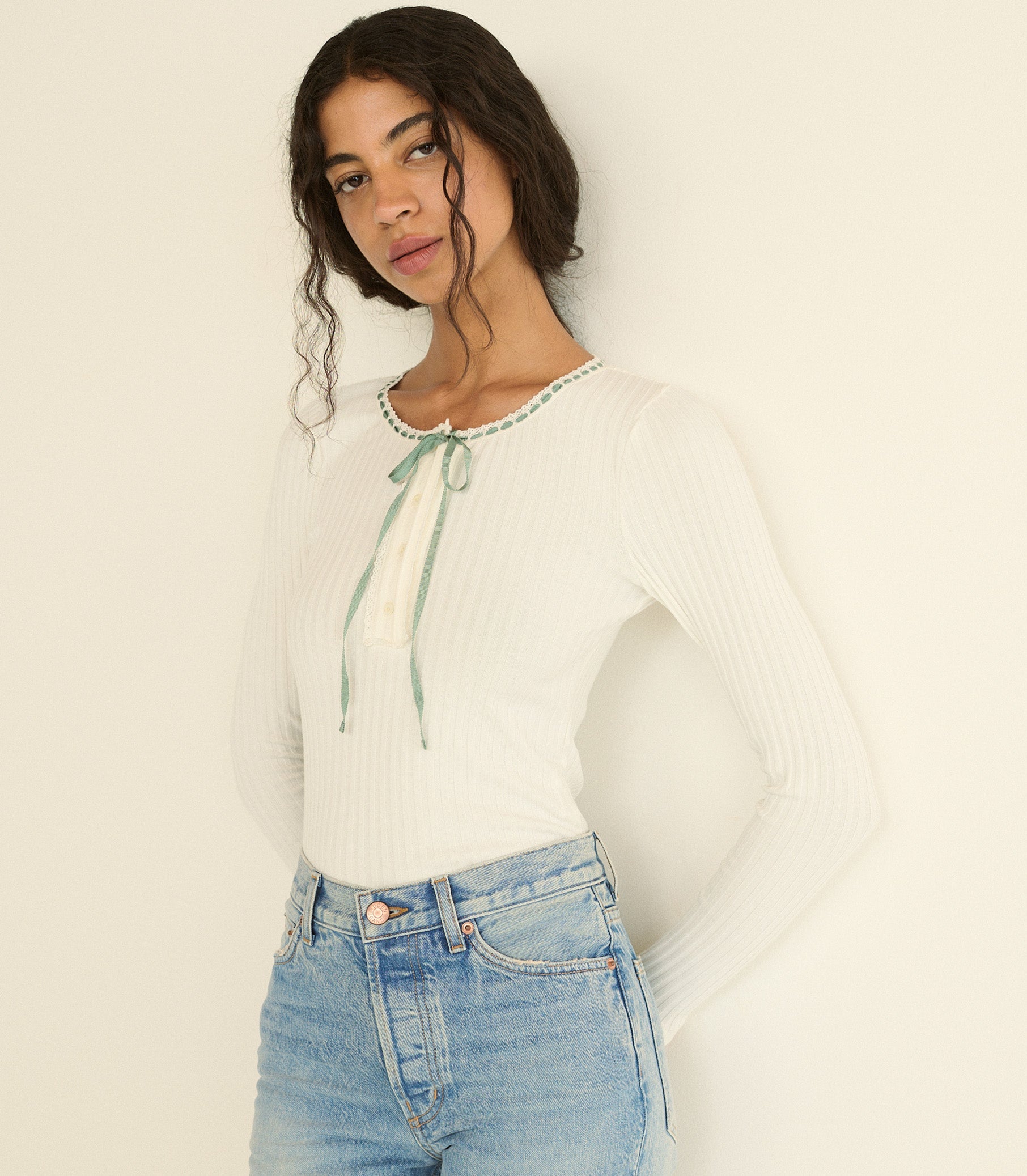 DOEN - LIDIE TEE - - SALT WITH CLOUD BLUE RIBBON