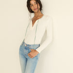 DOEN - LIDIE TEE - - SALT WITH CLOUD BLUE RIBBON