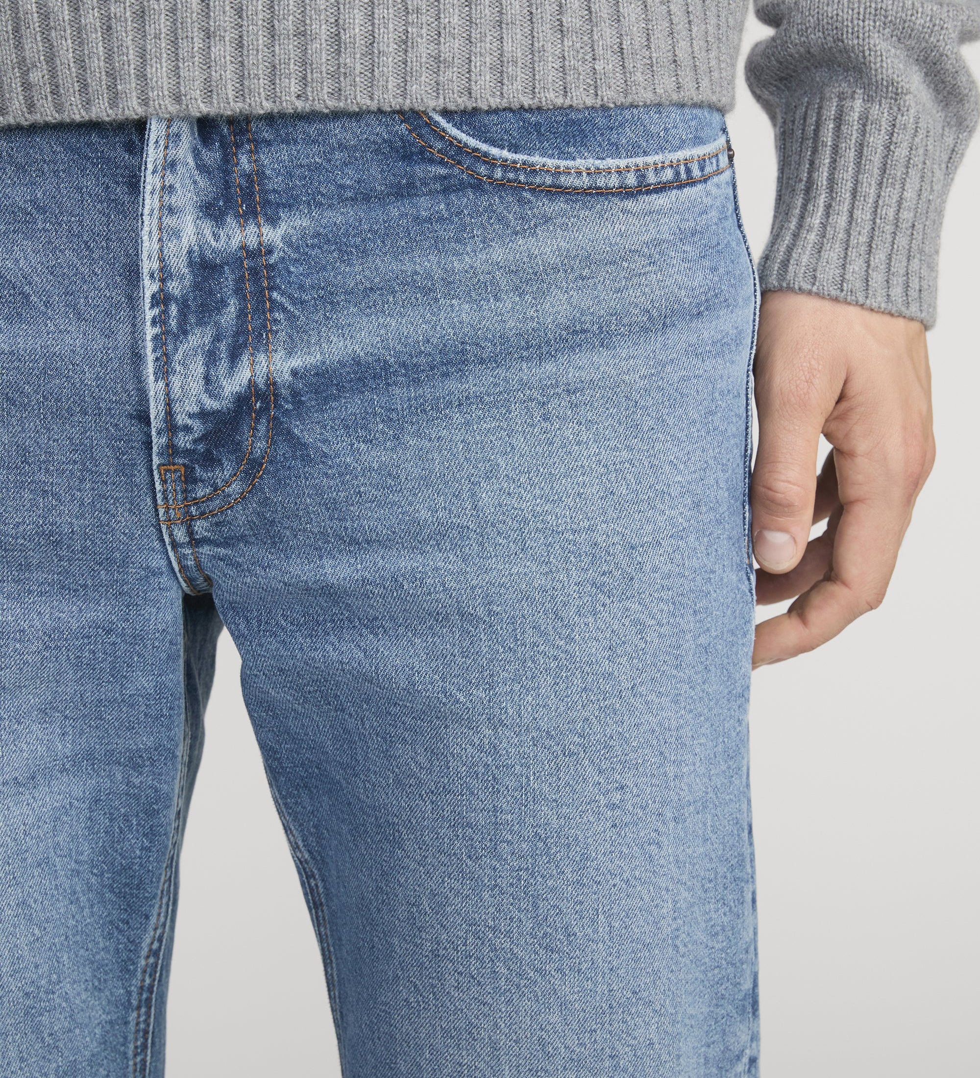 FRAME - The Straight Jean