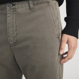 FRAME - The Straight Chino