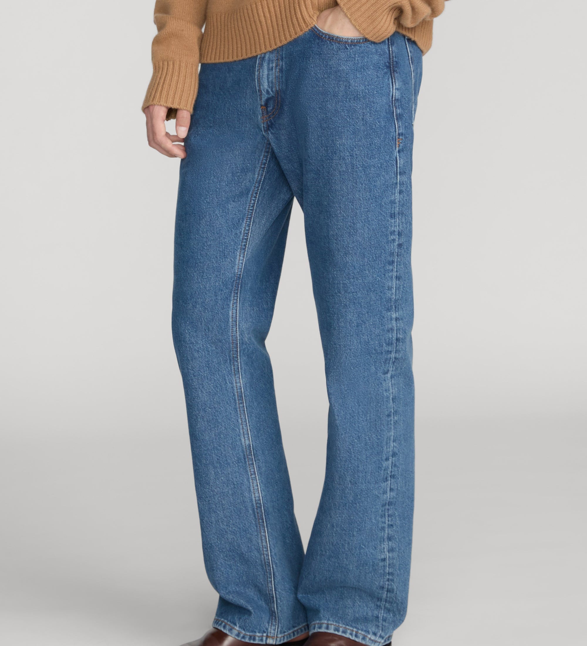 FRAME - Bootcut Jean