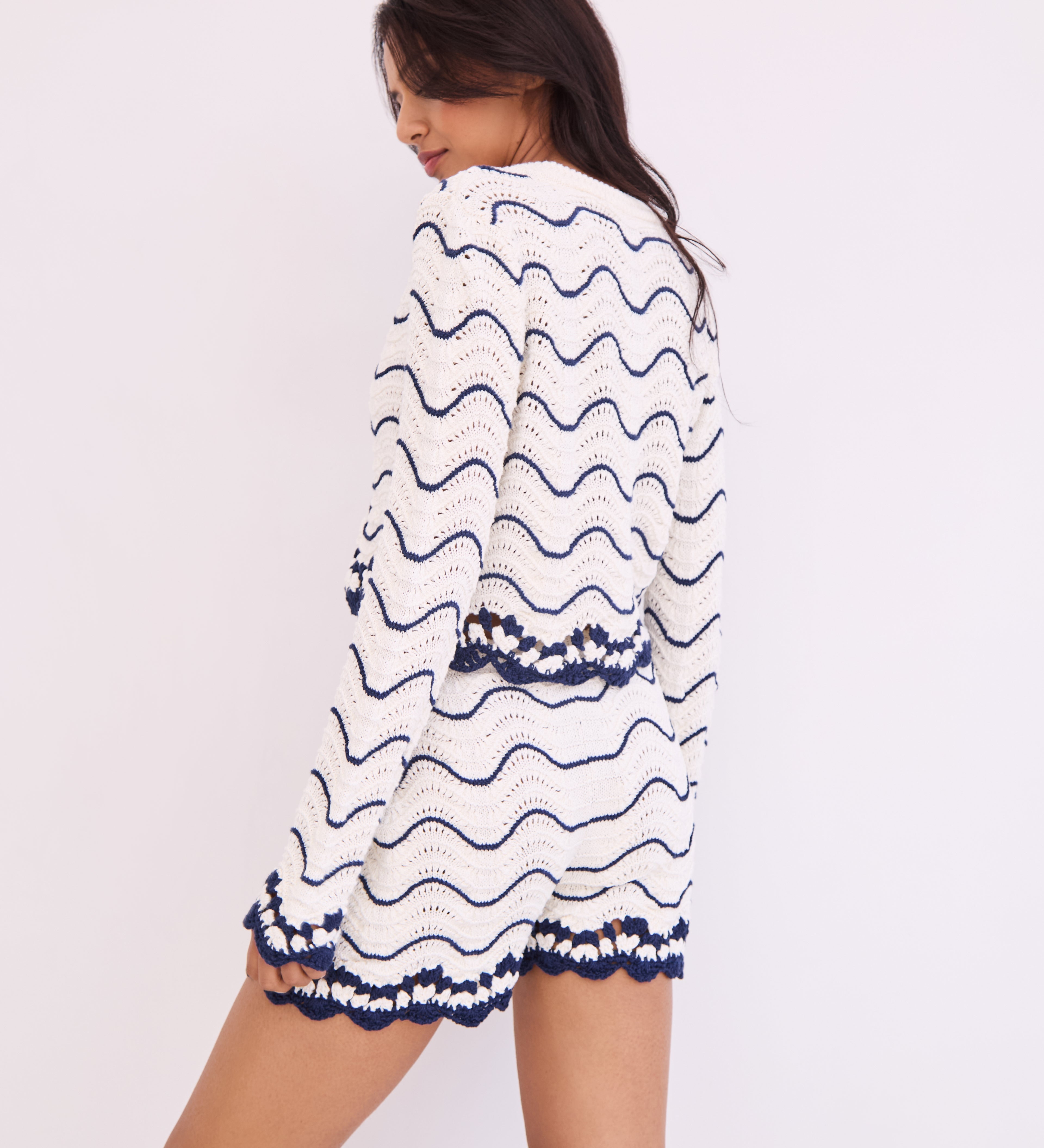 Cara Cara - Aicha Short