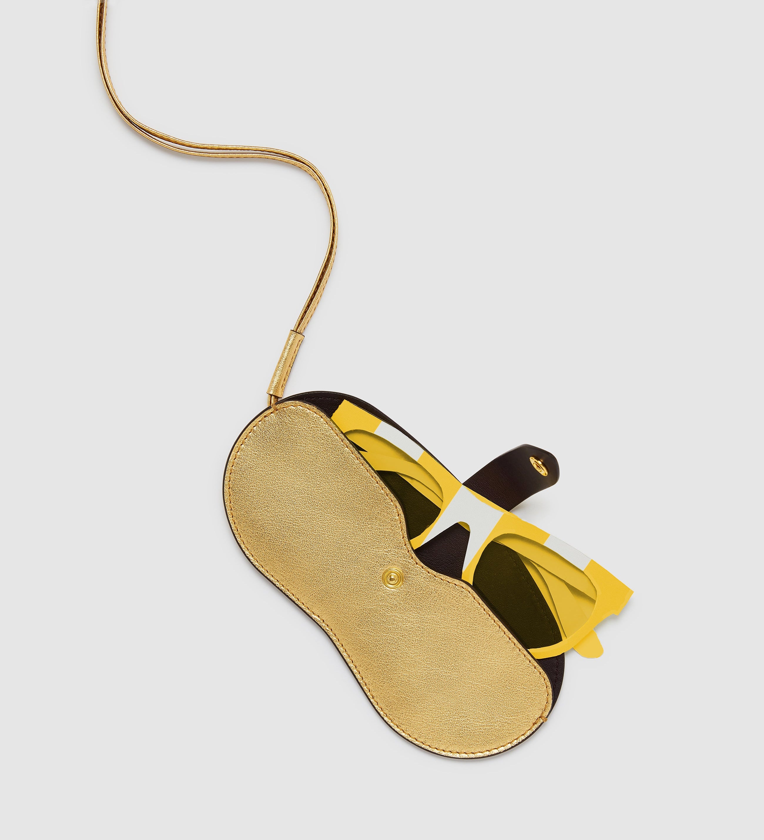 Metier - ISSIMO | Métier Glasses Case With Strap Metallic Calfskin Gold