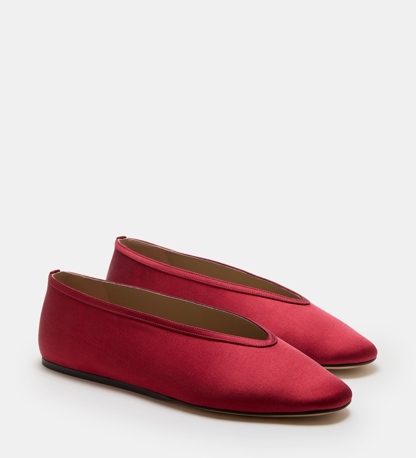 Le Monde Beryl - Luna Slipper / Tomato Satin