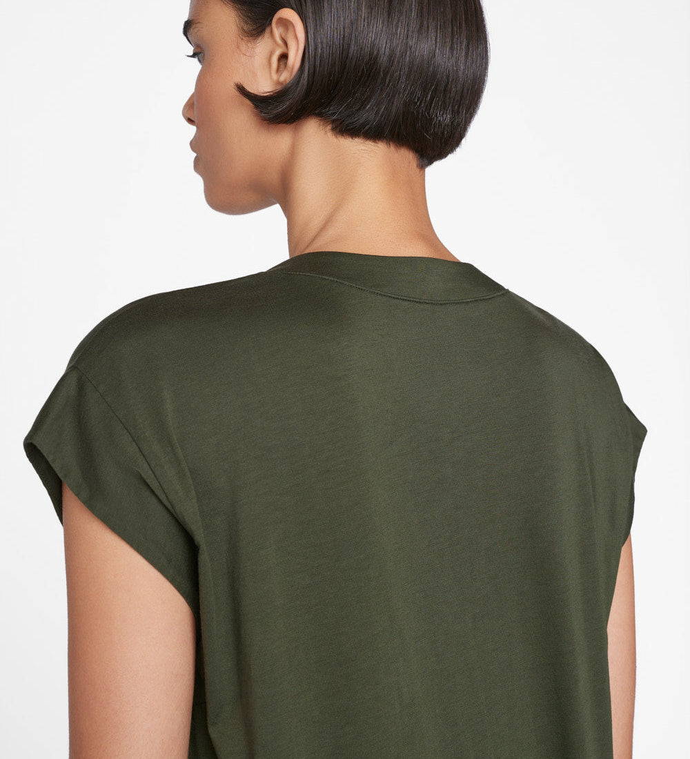 FRAME - Le Mid Rise V Neck Tee