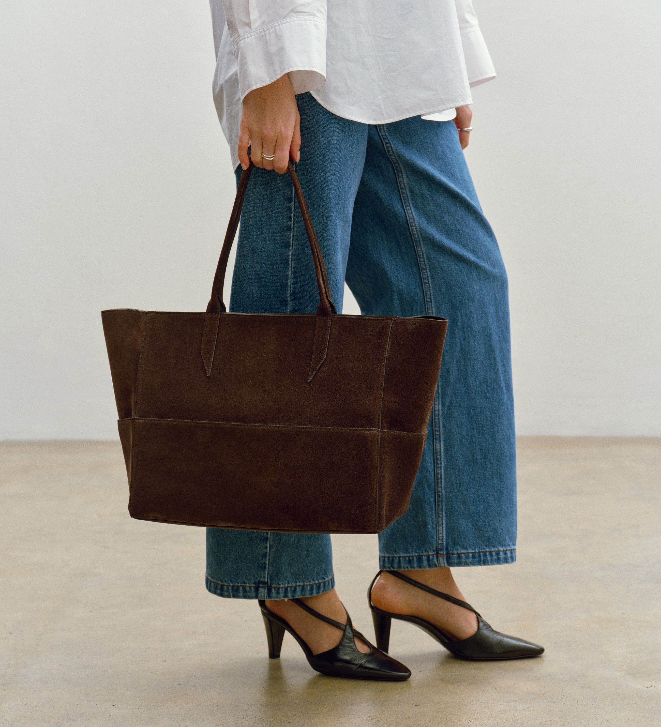 Metier - Incognito 36 Suede Chocolate