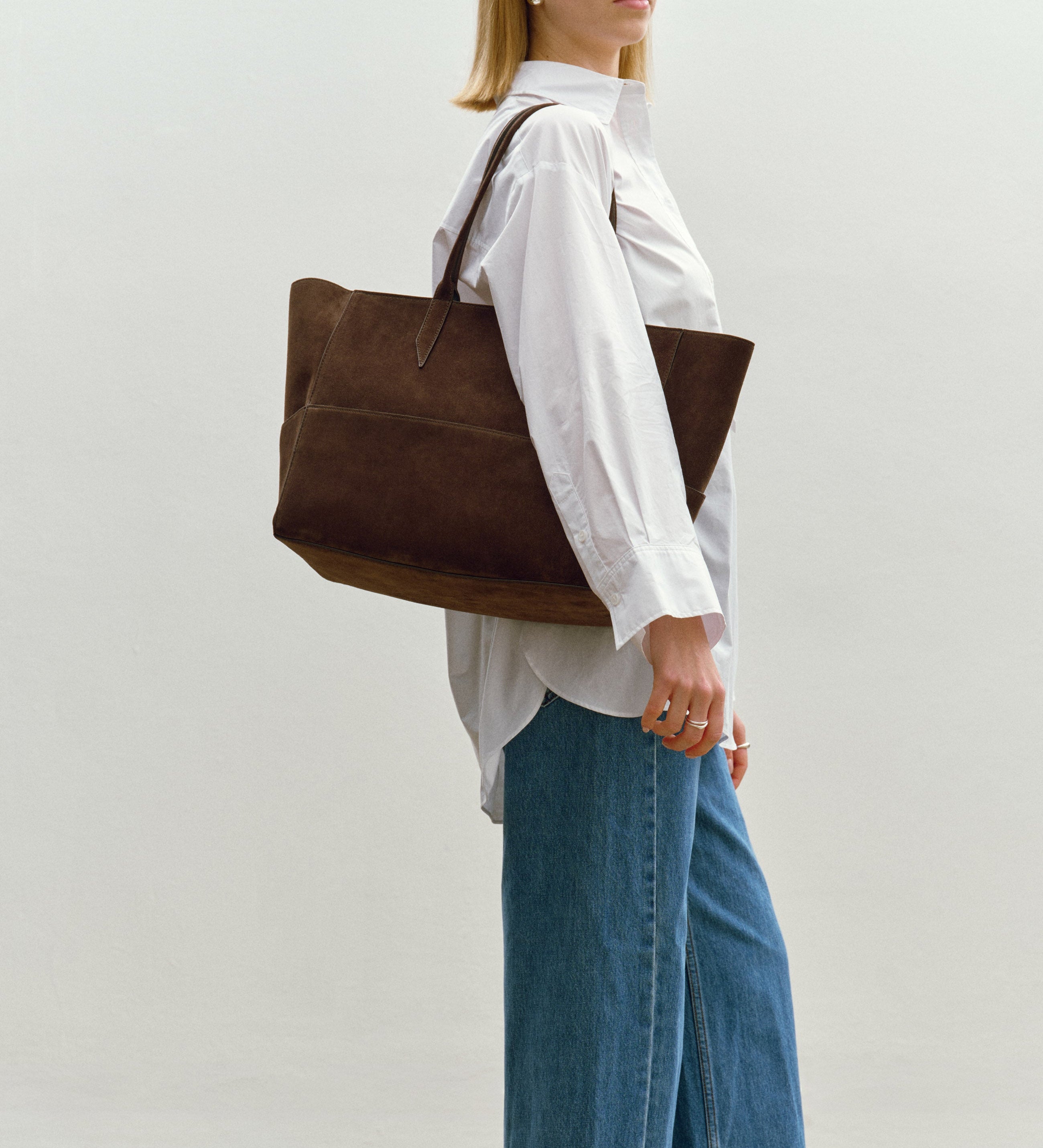 Metier - Incognito 36 Suede Chocolate