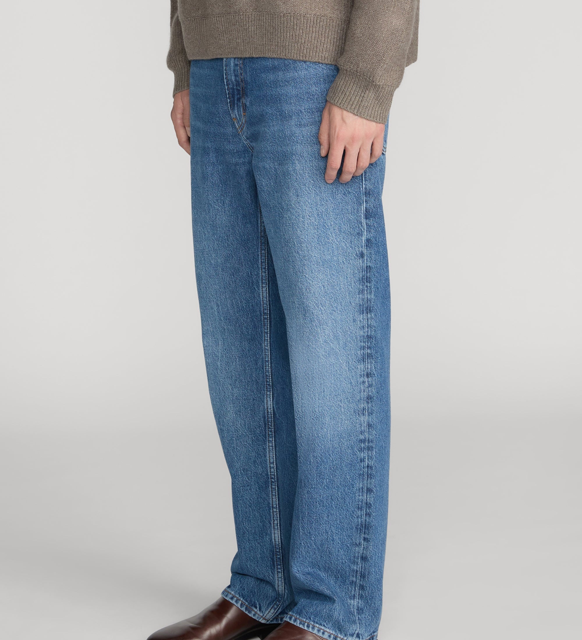 FRAME - Relaxed Jean