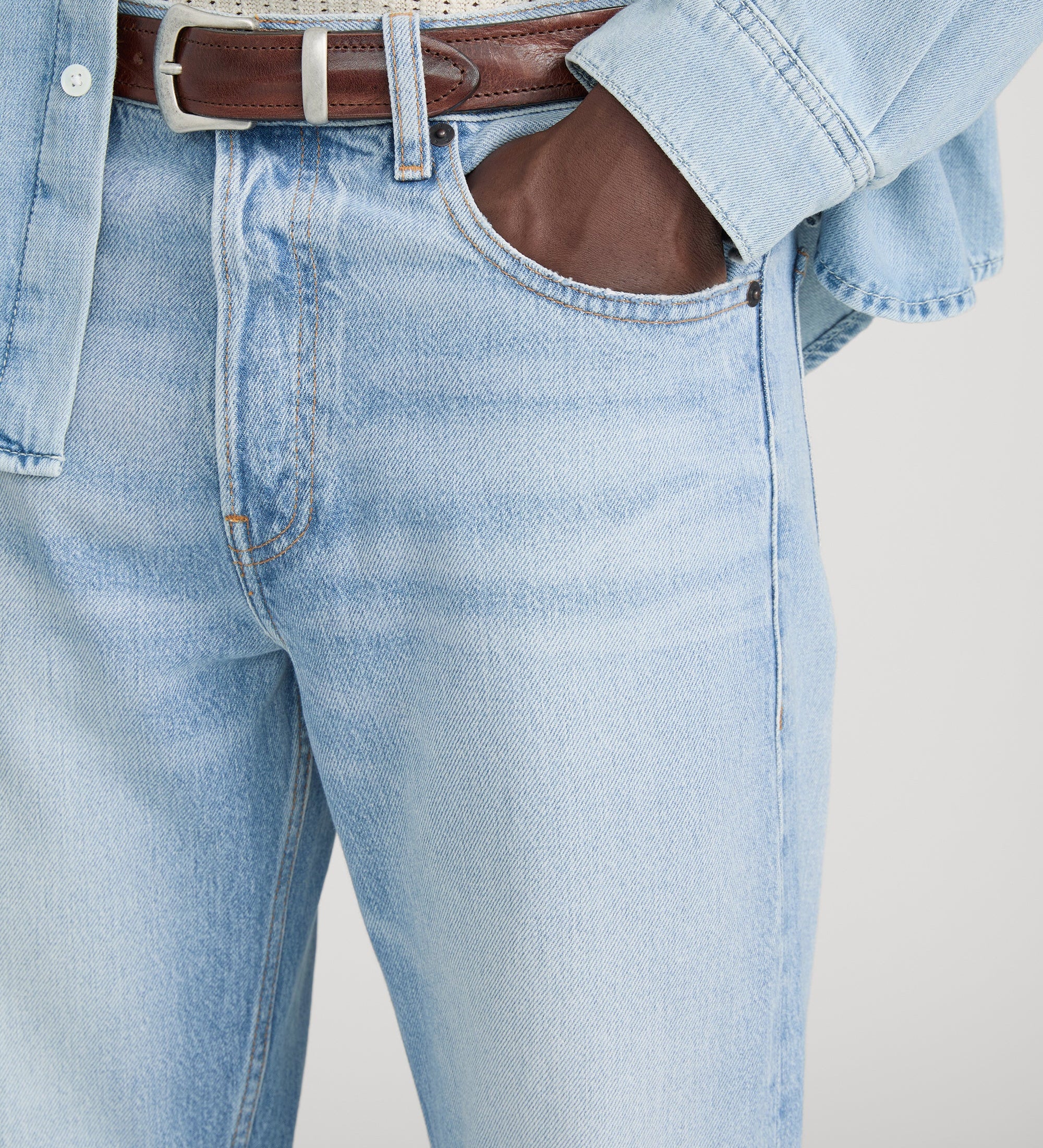 FRAME - The Straight Jean
