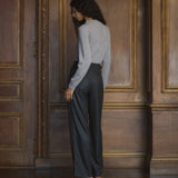 DÔEN - MAIRE CASHMERE SWEATER -- CLOUD GREY