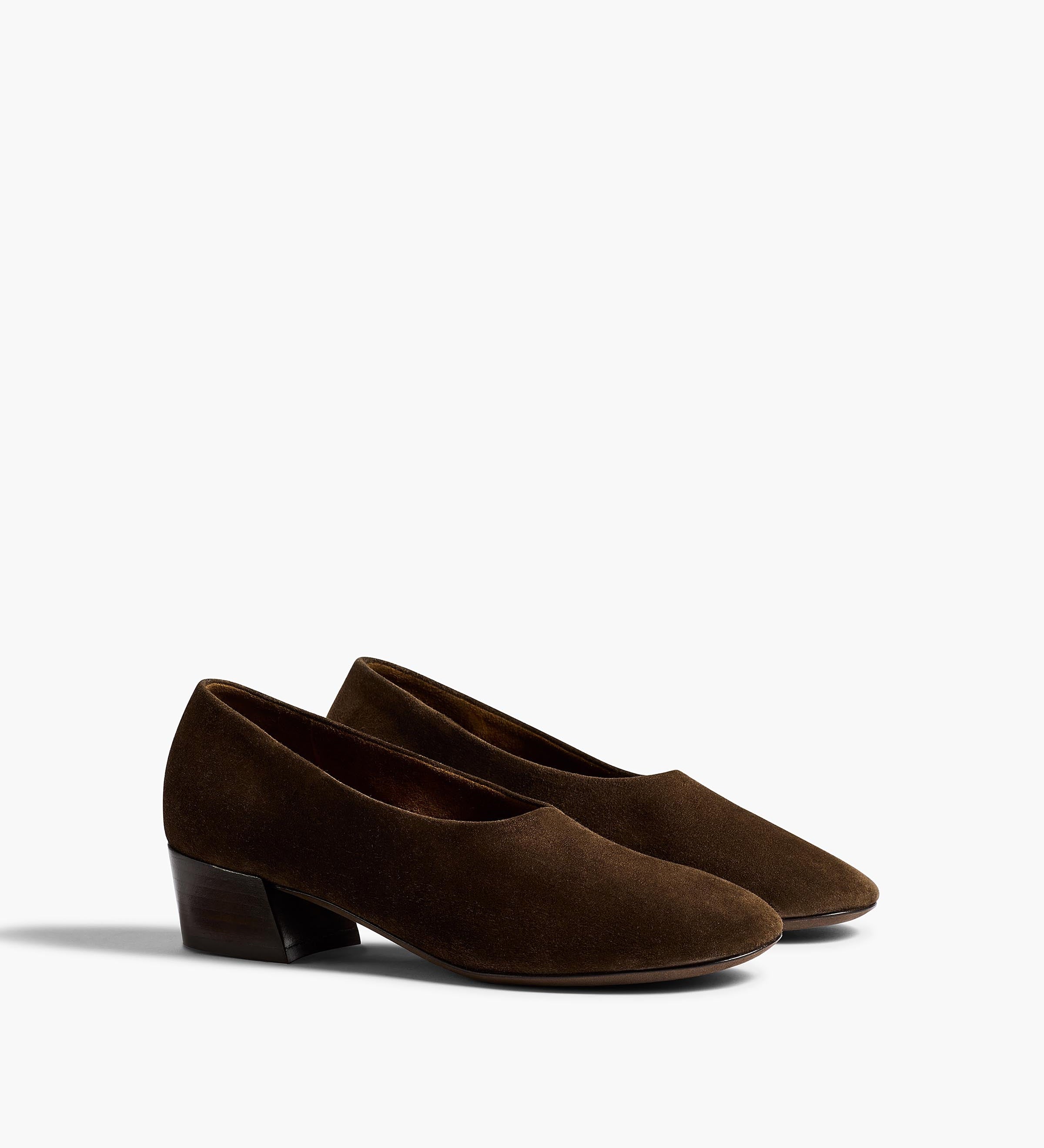 Khaite - Marcy Pump in Ebano Suede