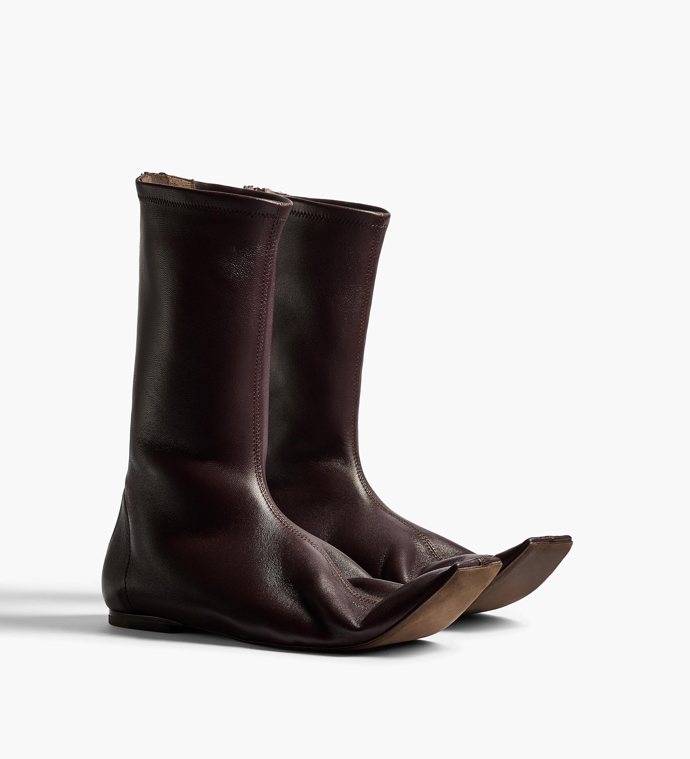 Khaite - Marlene Boot in Rouge Noir
