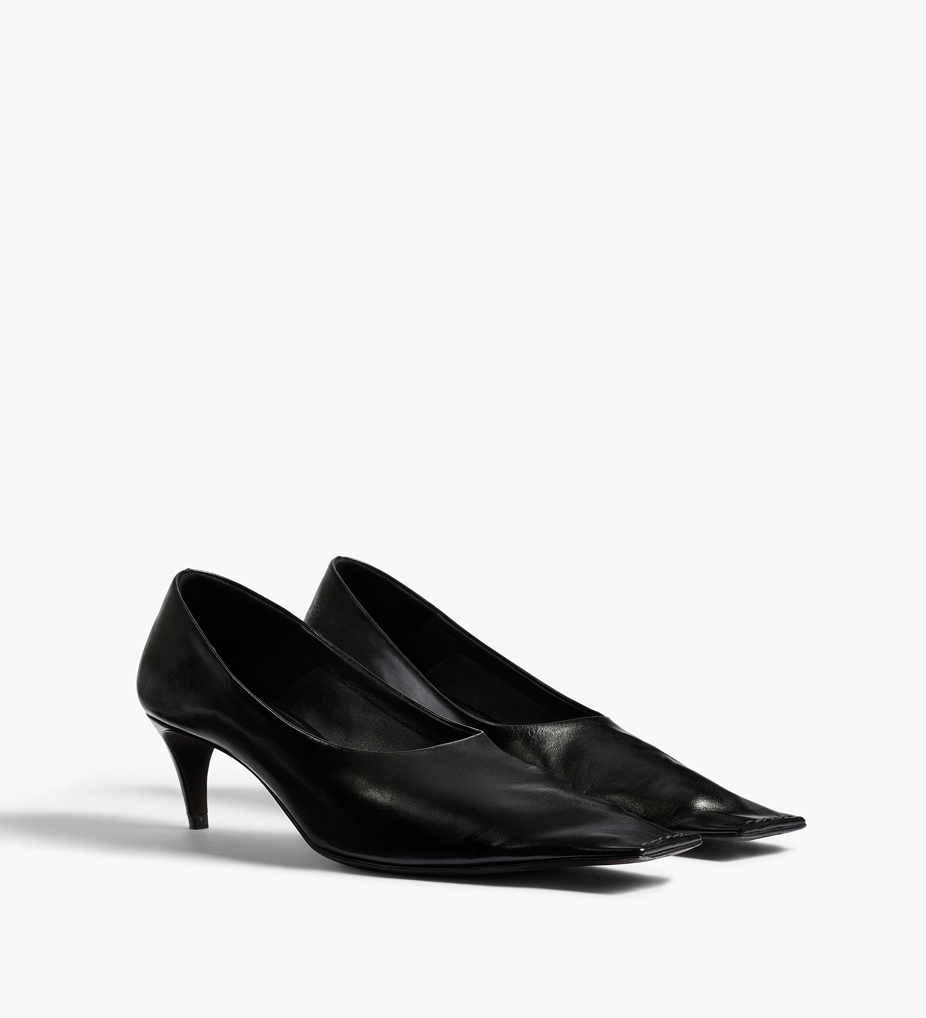 Khaite - Marlene Pump in Black Glazed Leather