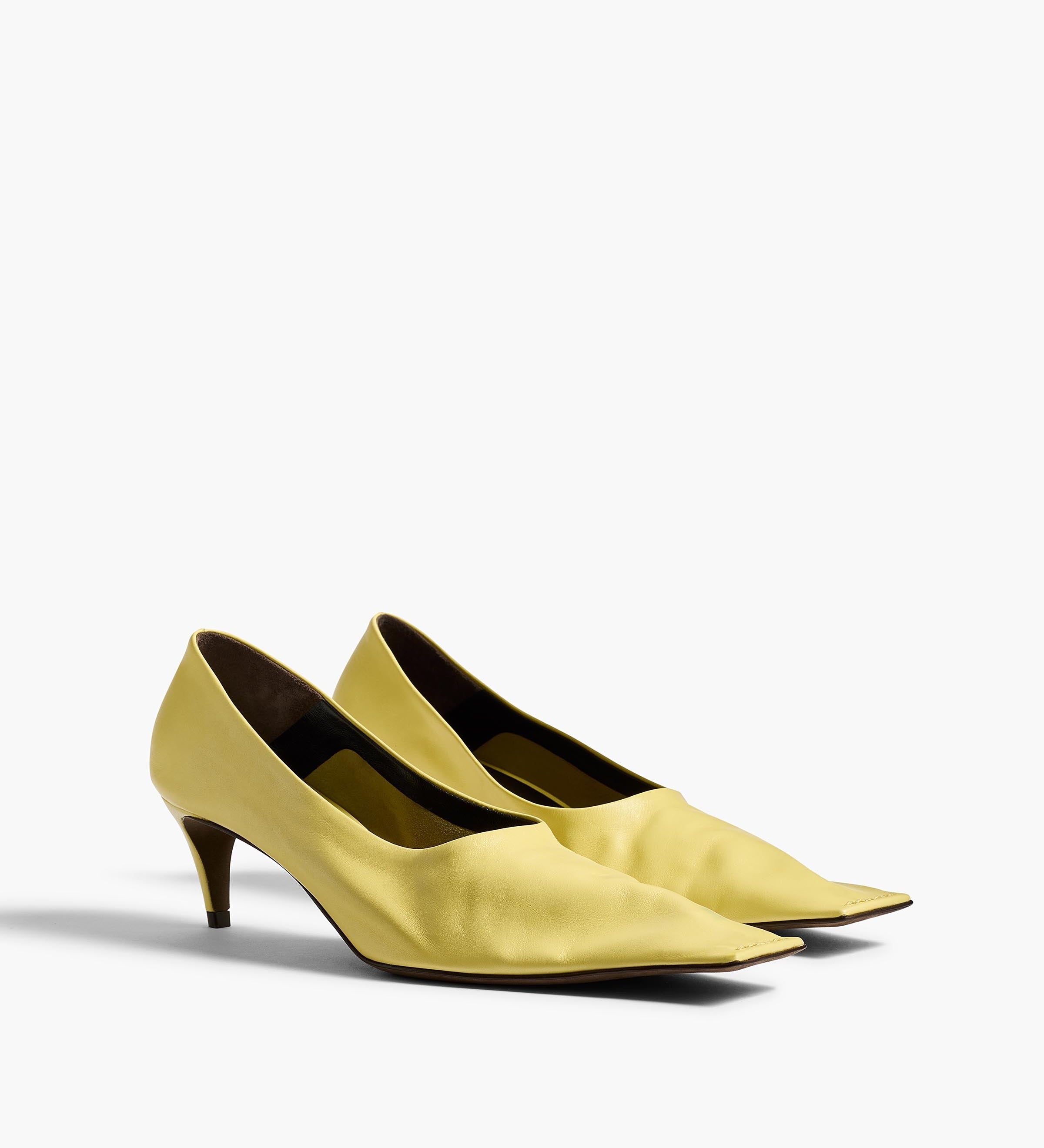 Khaite - Marlene Pump in Pale Yellow