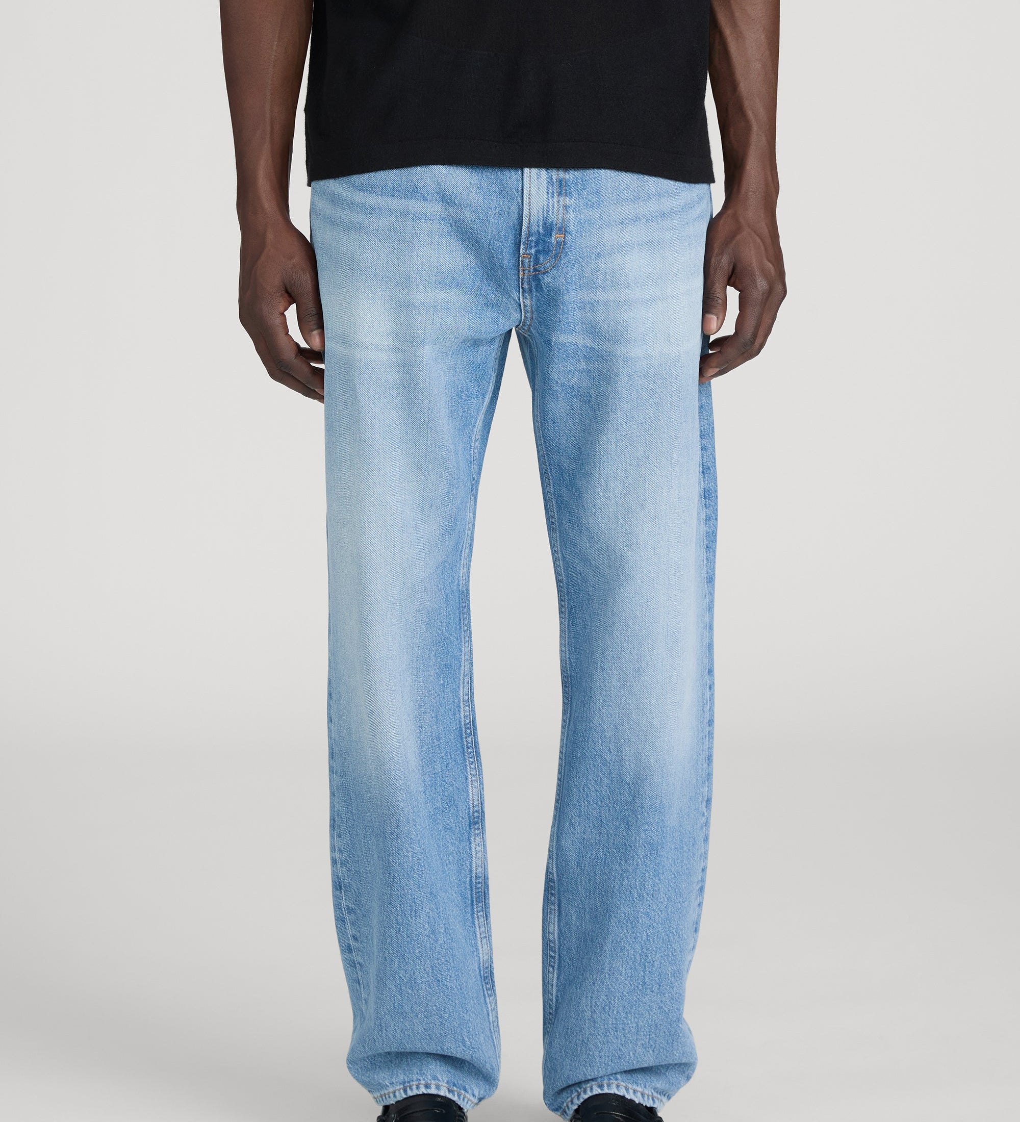 FRAME - Relaxed Jean