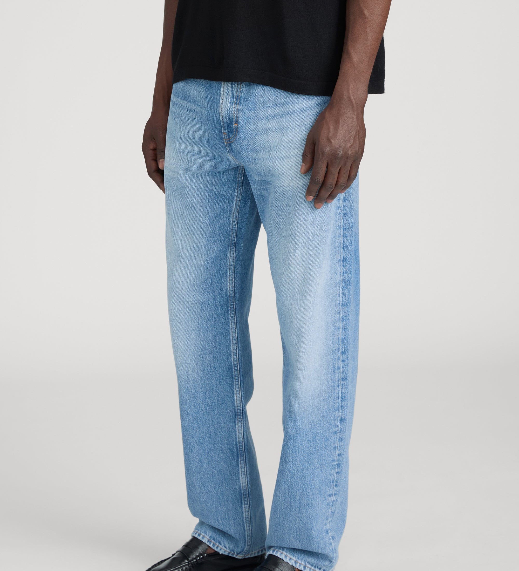 FRAME - Relaxed Jean