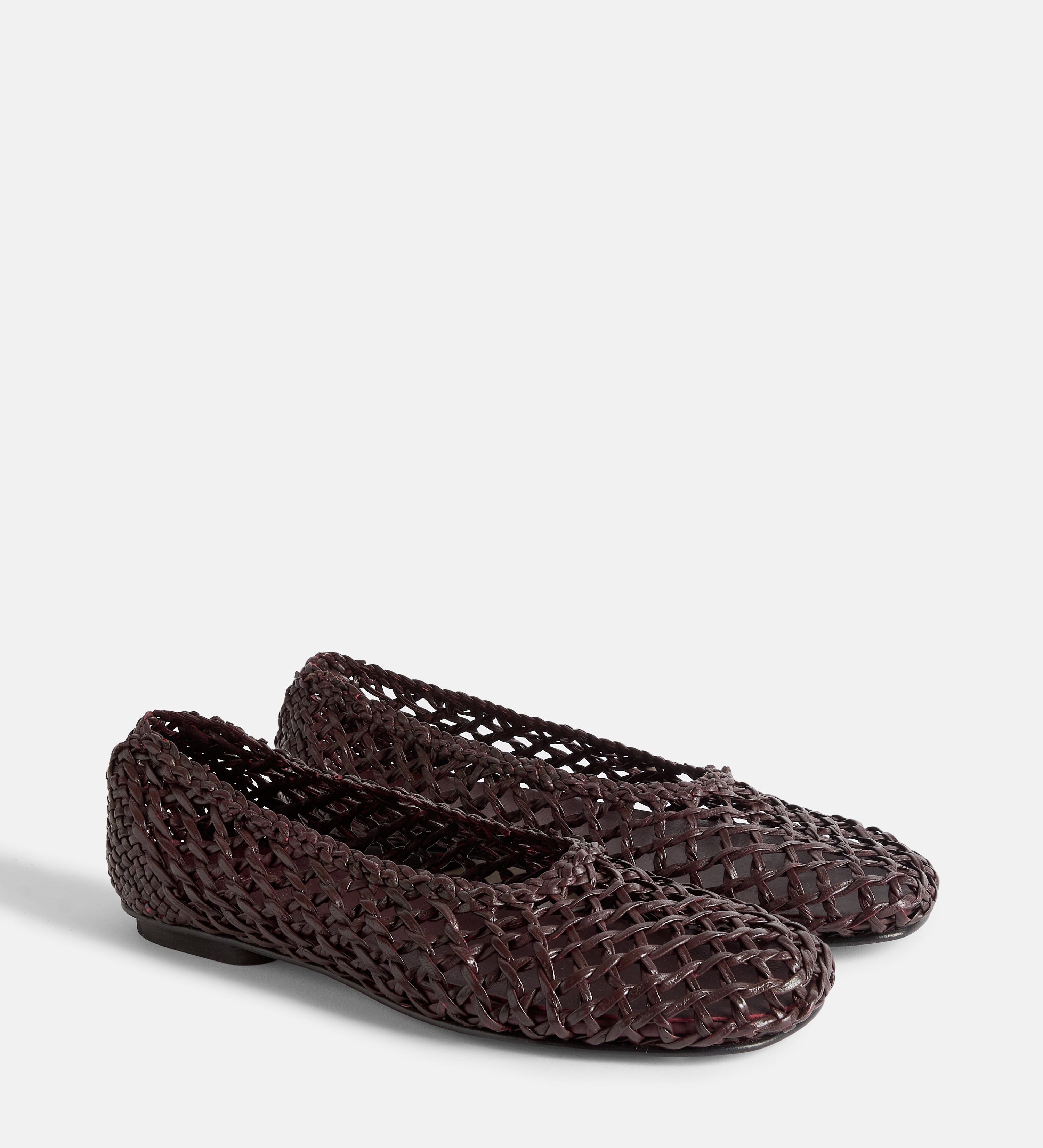 Le Monde Beryl - Mica Flat / Burgundy Knotted Leather