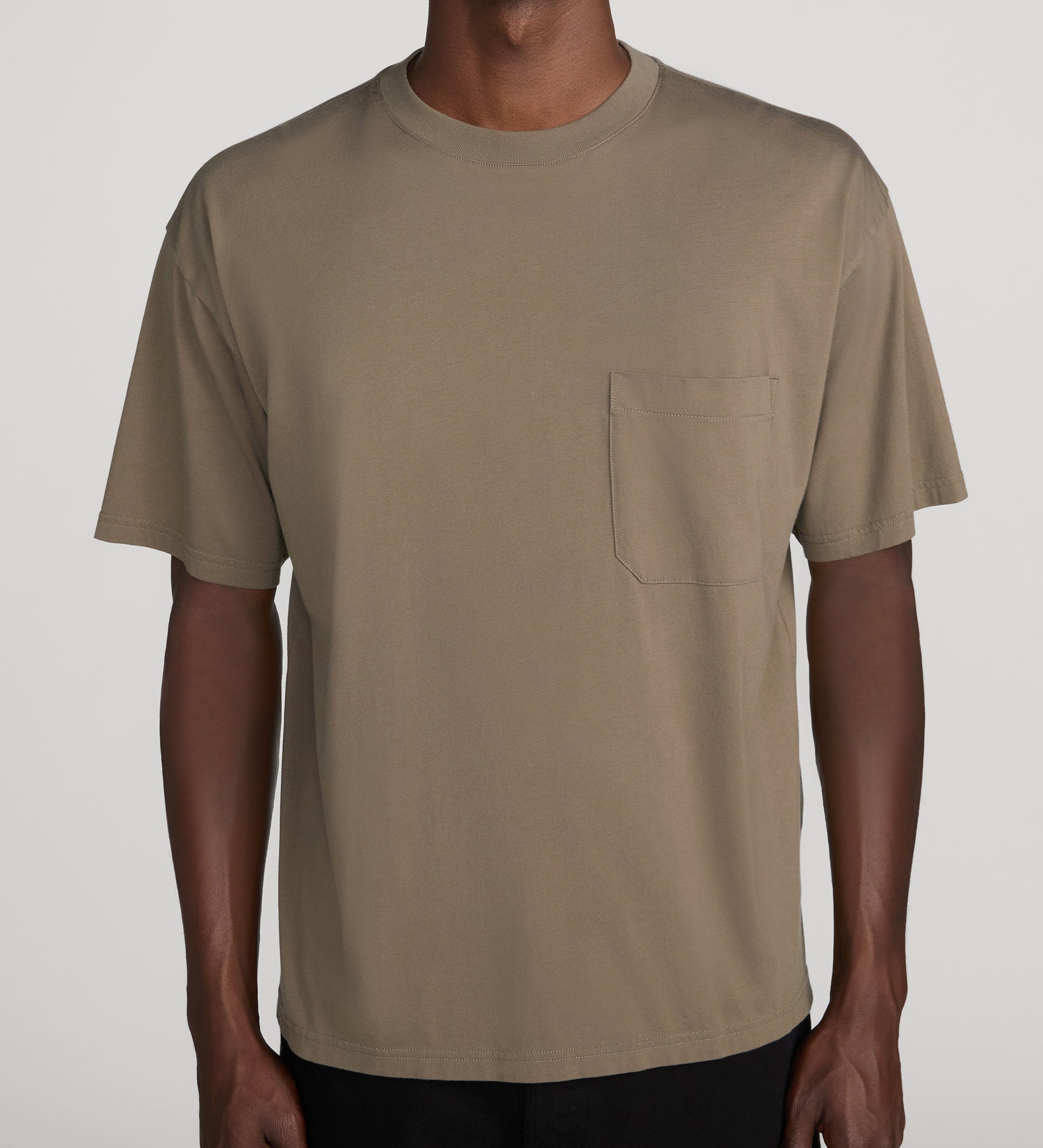 FRAME - Relaxed Pocket Tee