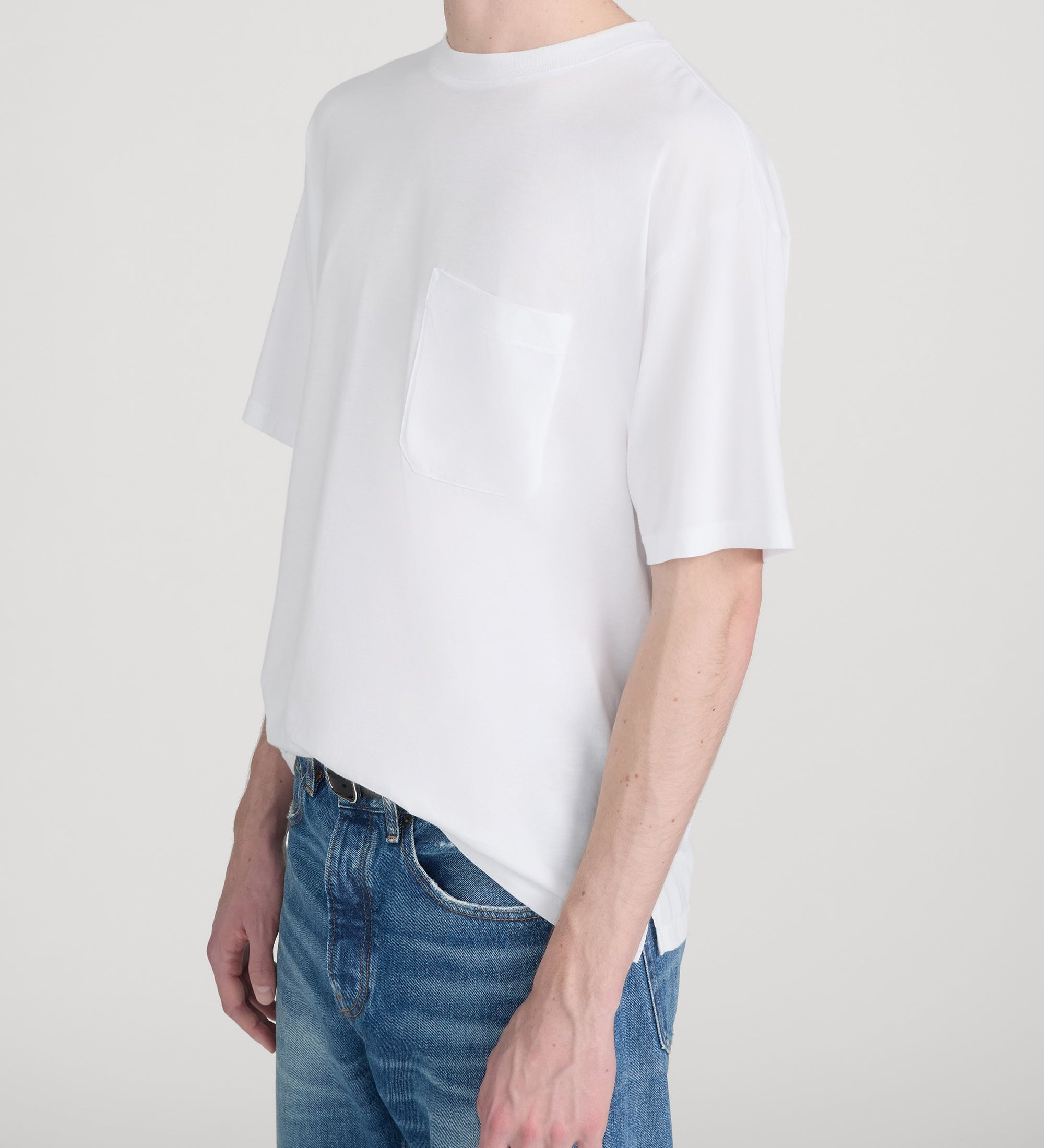 FRAME - Relaxed Pocket Tee