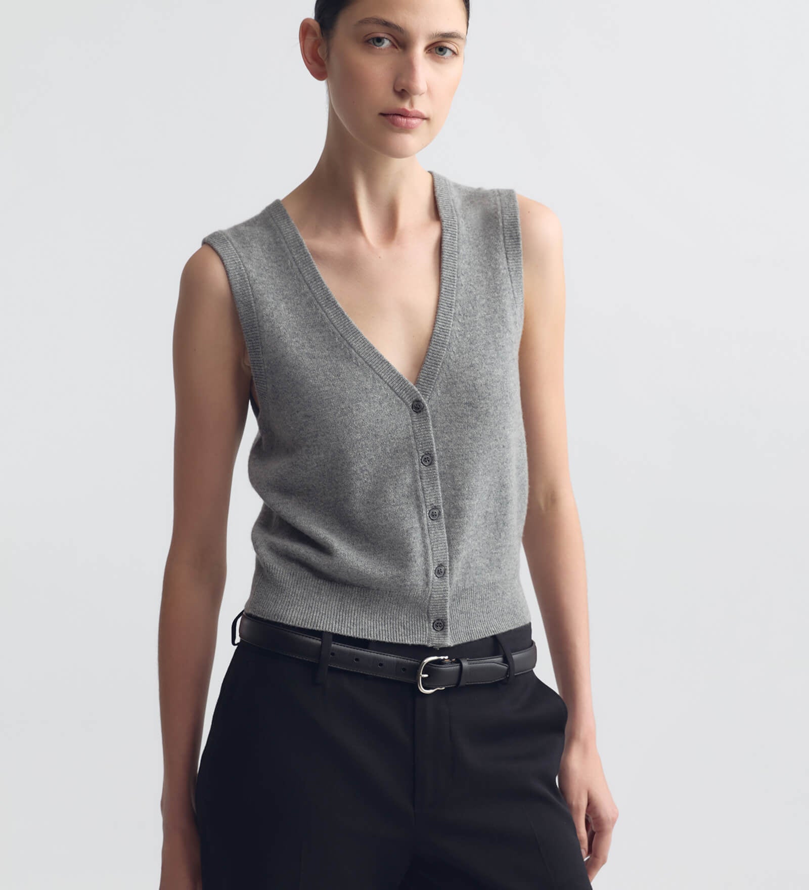 Nili Lotan - PORTER CASHMERE SWEATER VEST