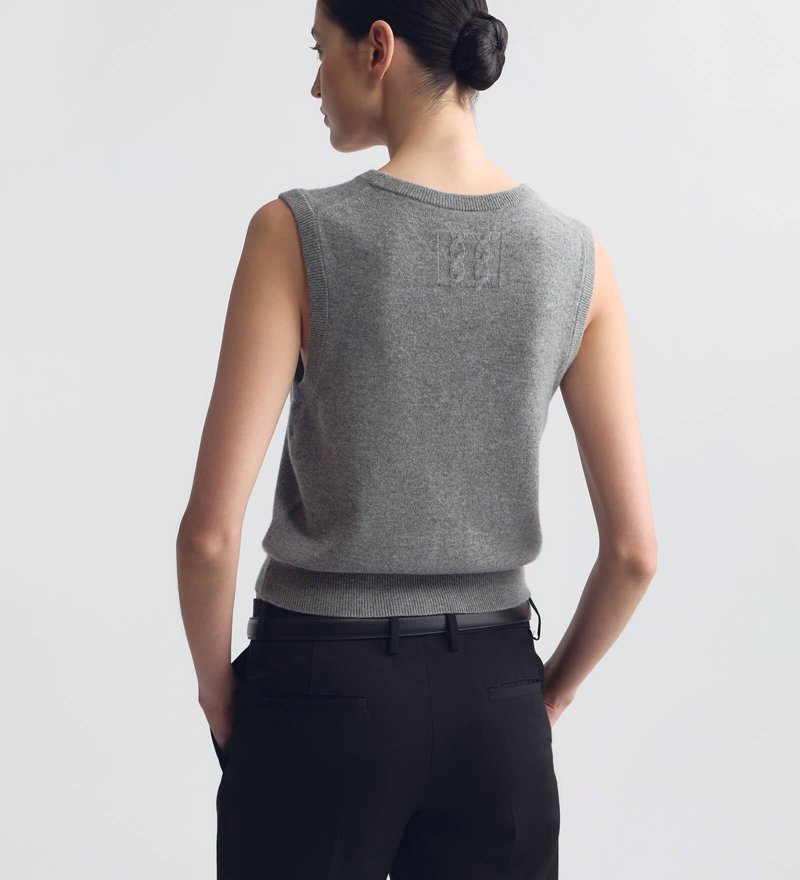 Nili Lotan - PORTER CASHMERE SWEATER VEST