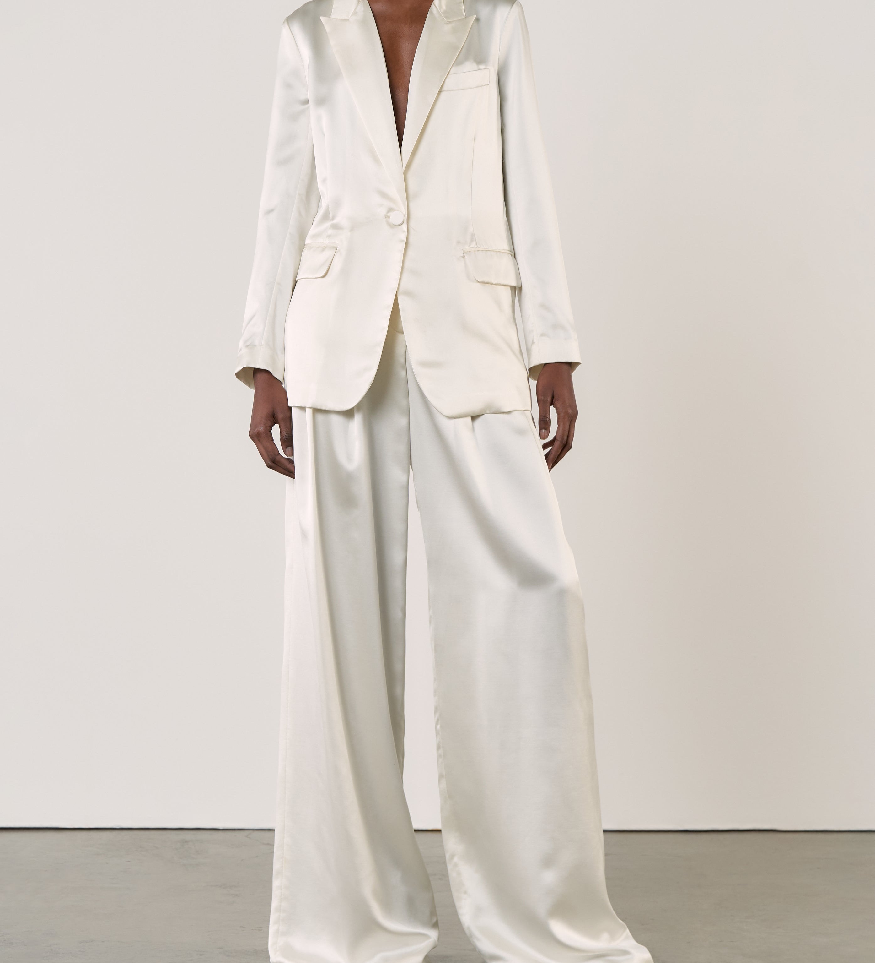 Nili Lotan - EVELINE SILK BLAZER