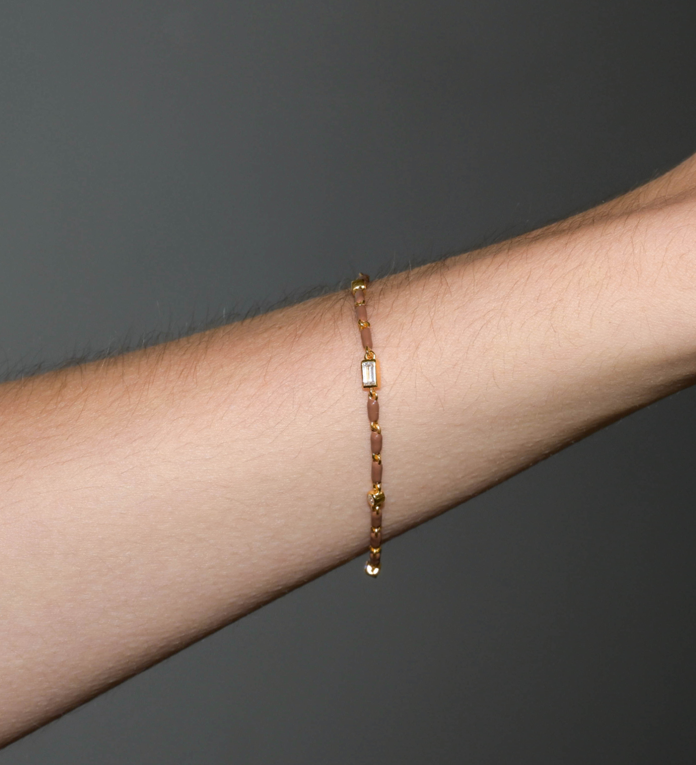 Dorsey - ENAMEL MOISSANITE BRACELET IN NOISETTE, 18K GOLD VERMEIL