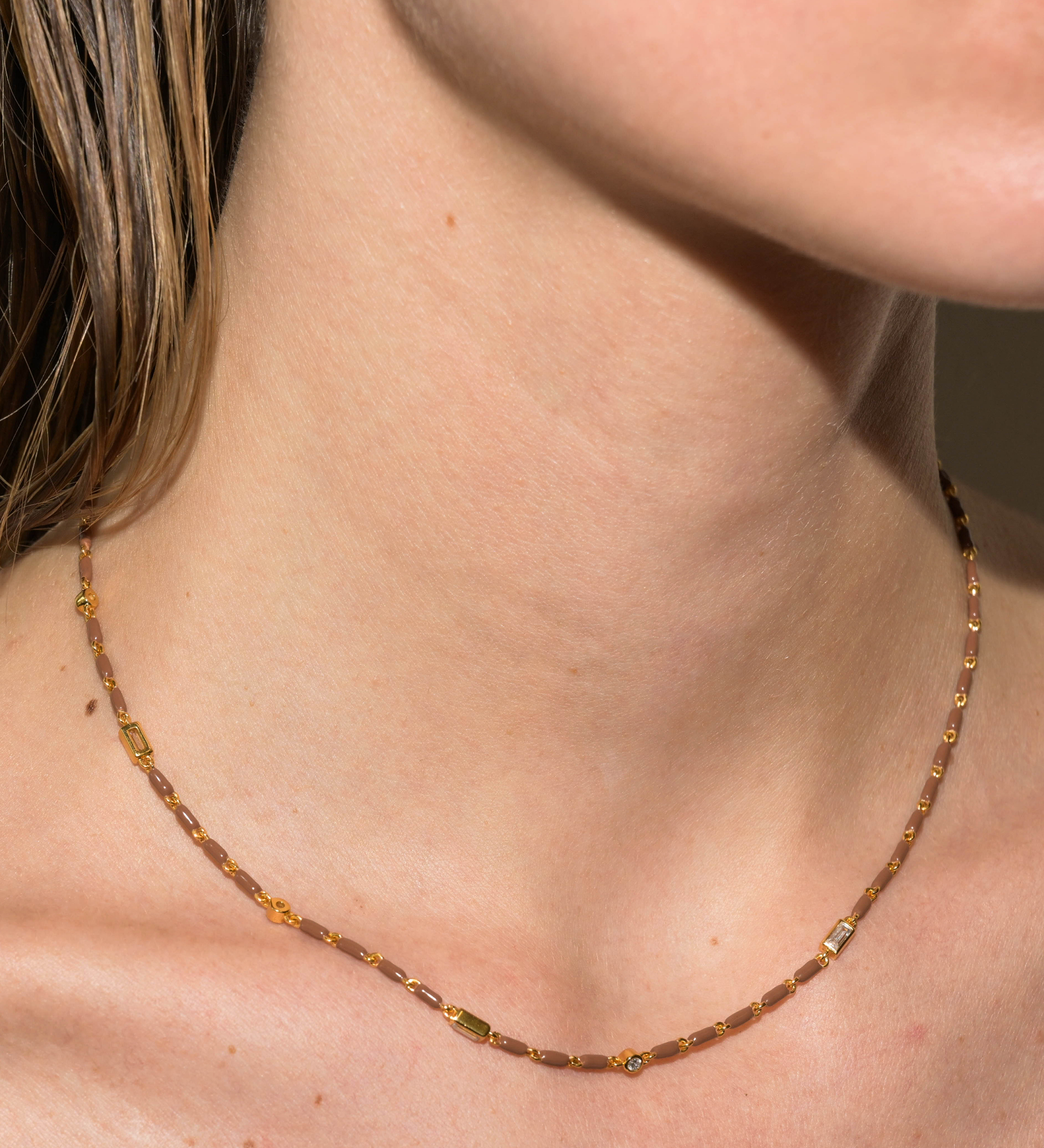 Dorsey - ENAMEL MOISSANITE NECKLACE IN NOISETTE, 18K GOLD VERMEIL