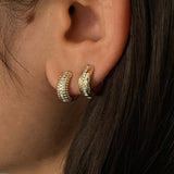 Kinn - Solis Ribbed Pavé Diamond Hoop Earrings