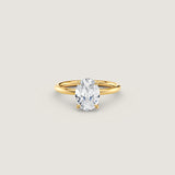 Kinn - Elizabeth Oval Ring Natural Diamond