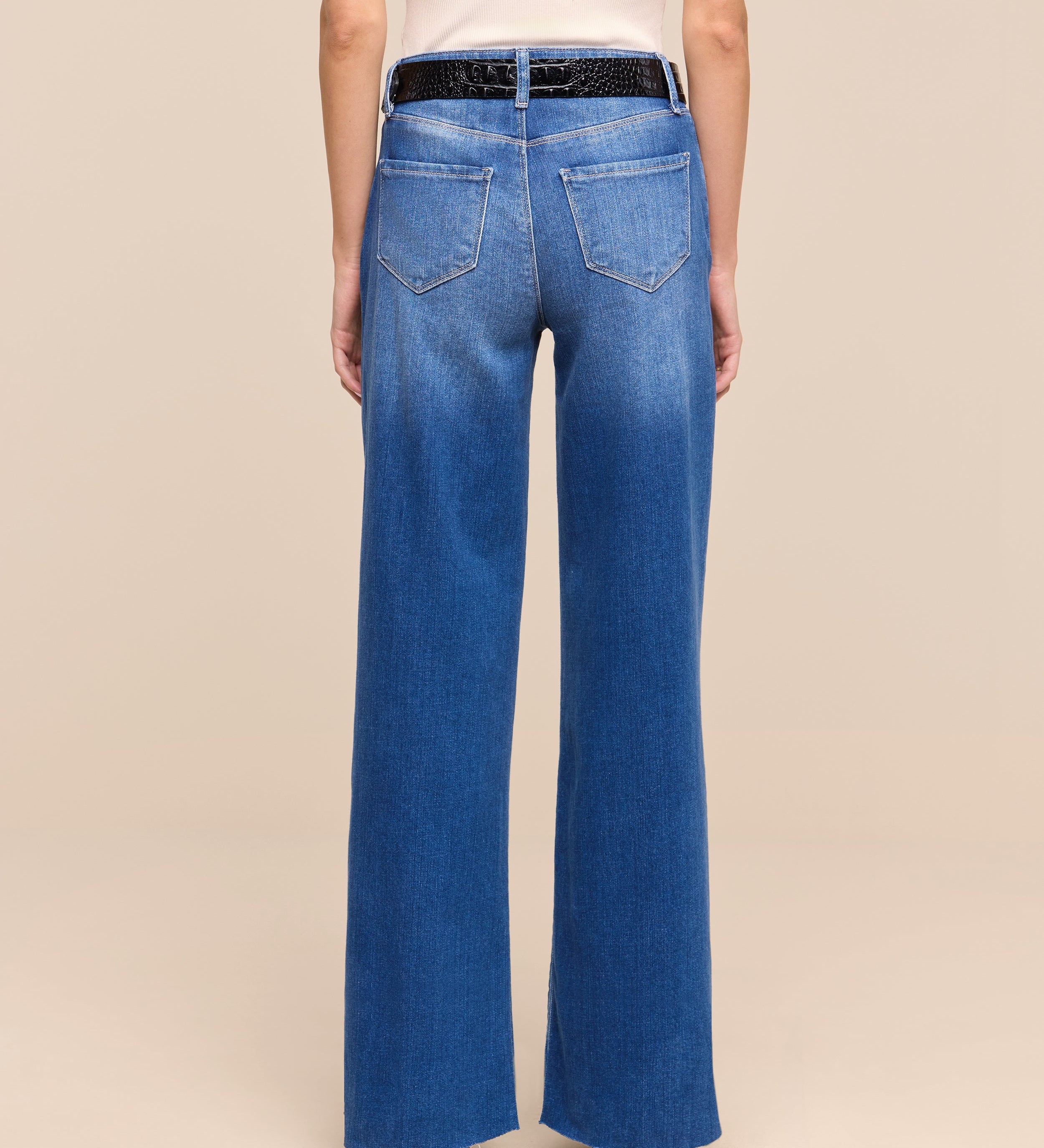 L'AGENCE - Petite Scottie Wide - Leg Jean