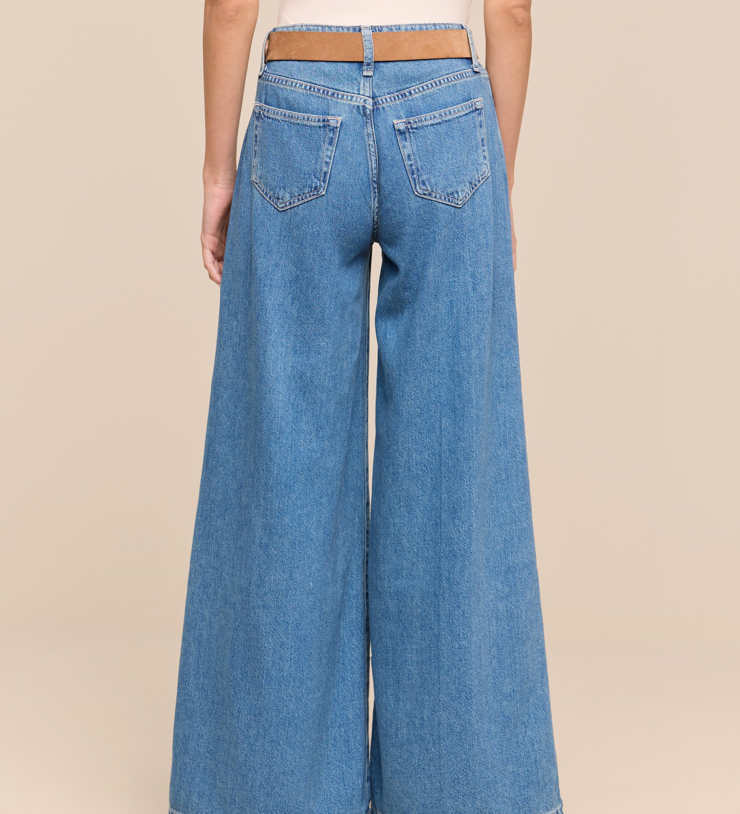 L'AGENCE - Petite Quincy Wide - Leg Jean