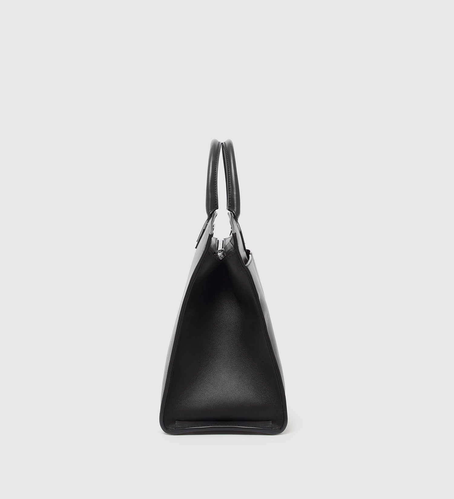 Metier - Pendulum 36 Buttery Nappa Black