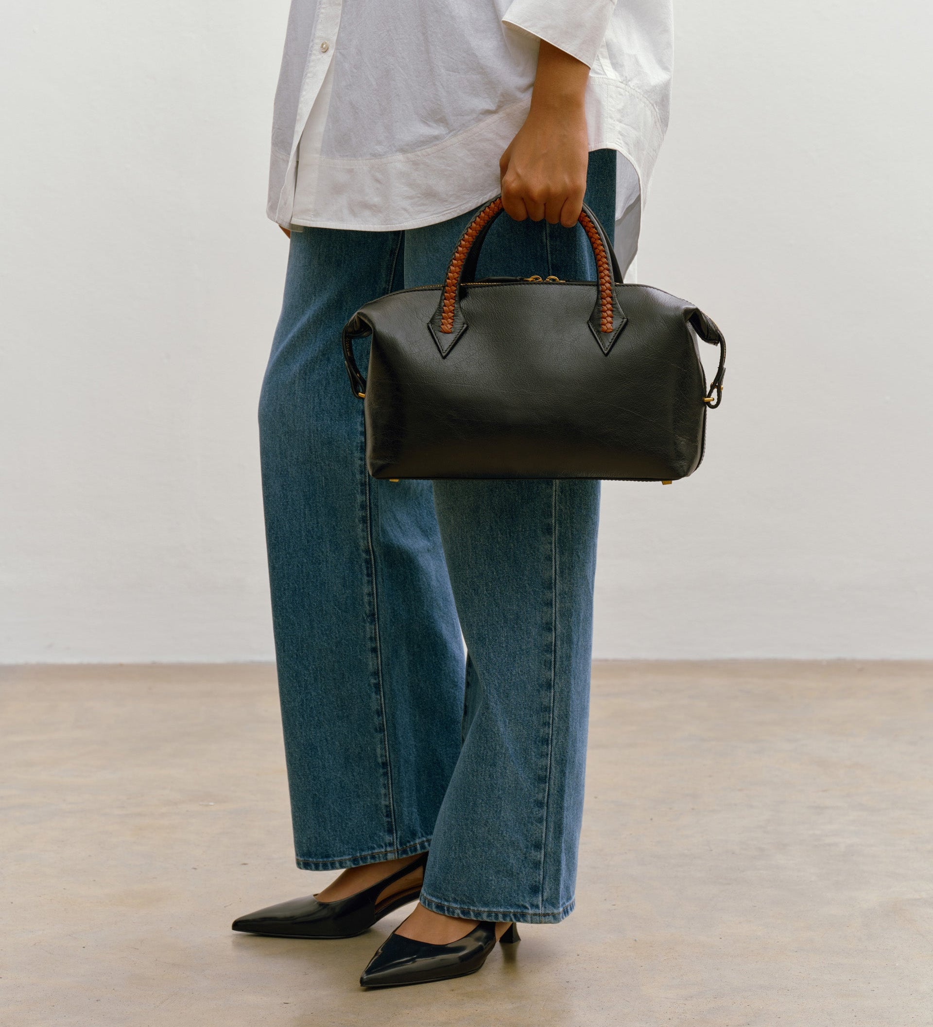 Metier - Vérité City Small Elvis Black with Cognac