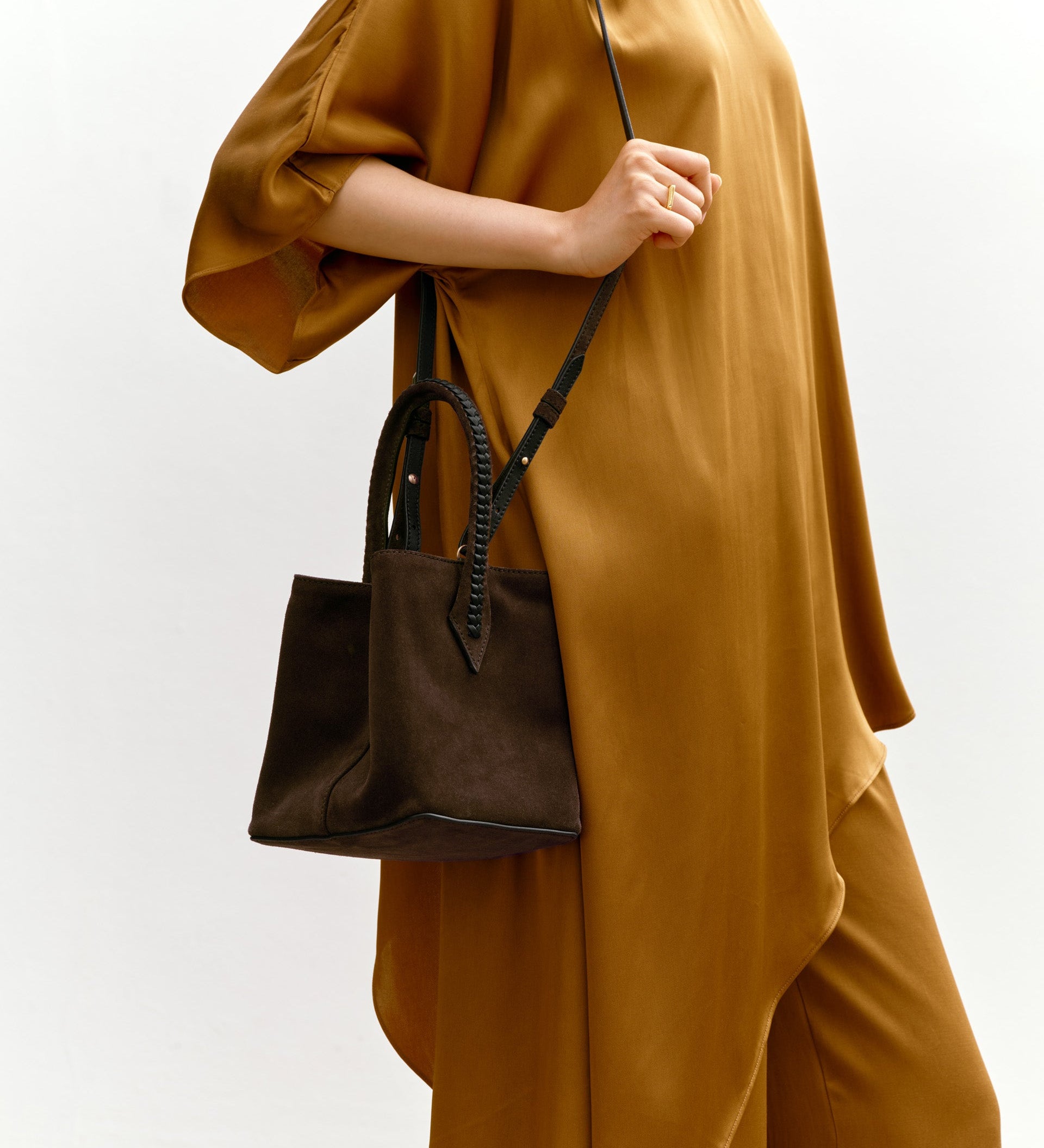 Metier - Vérité Mini Suede Chocolate