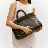 Métier - Private Eye Elvis Cacao with Suede Chocolate