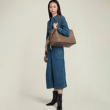 Métier - Vérité All Day Bag Smooth Calfskin Taupe