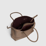 Métier - Vérité All Day Bag Smooth Calfskin Taupe