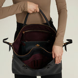 Métier - Vérité City Smooth Calfskin Black