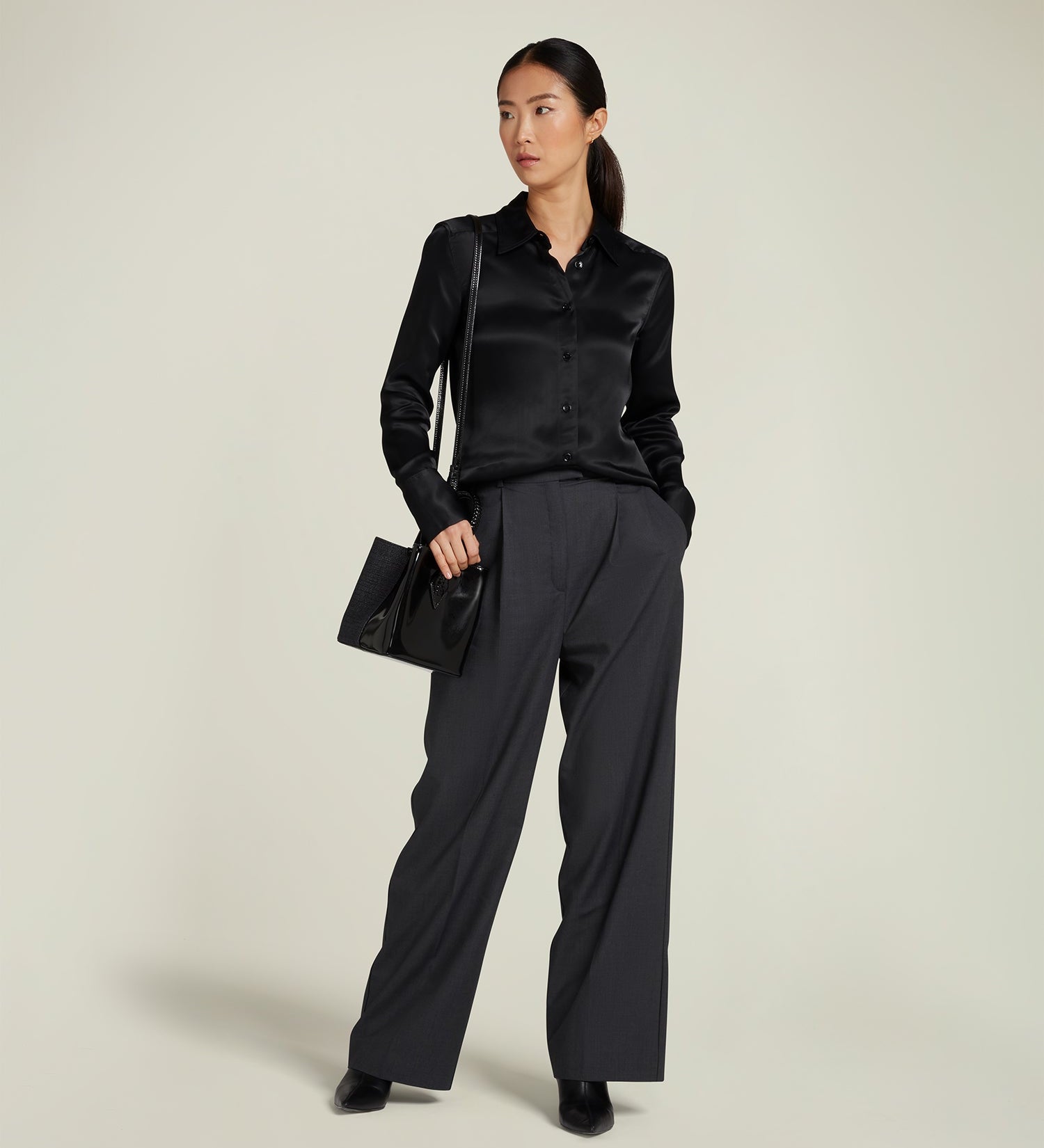 Metier - Vérité Mini Bouclé Black with Glossy Calfskin Black
