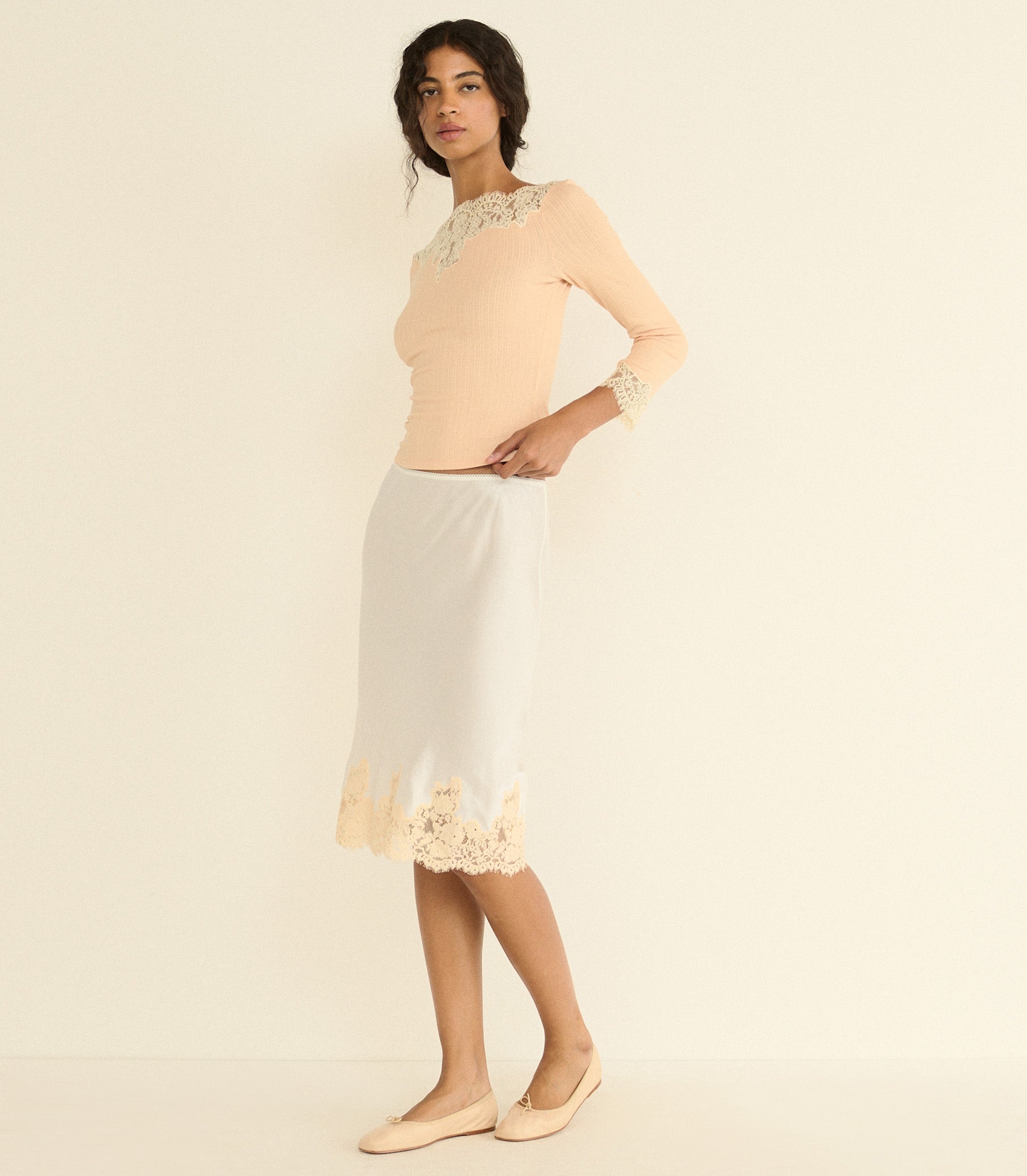 DOEN - RIANA TEE - - LIGHT PEACH SORBET