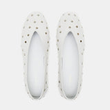Le Monde Beryl - Regency Slipper / White Leather Studs