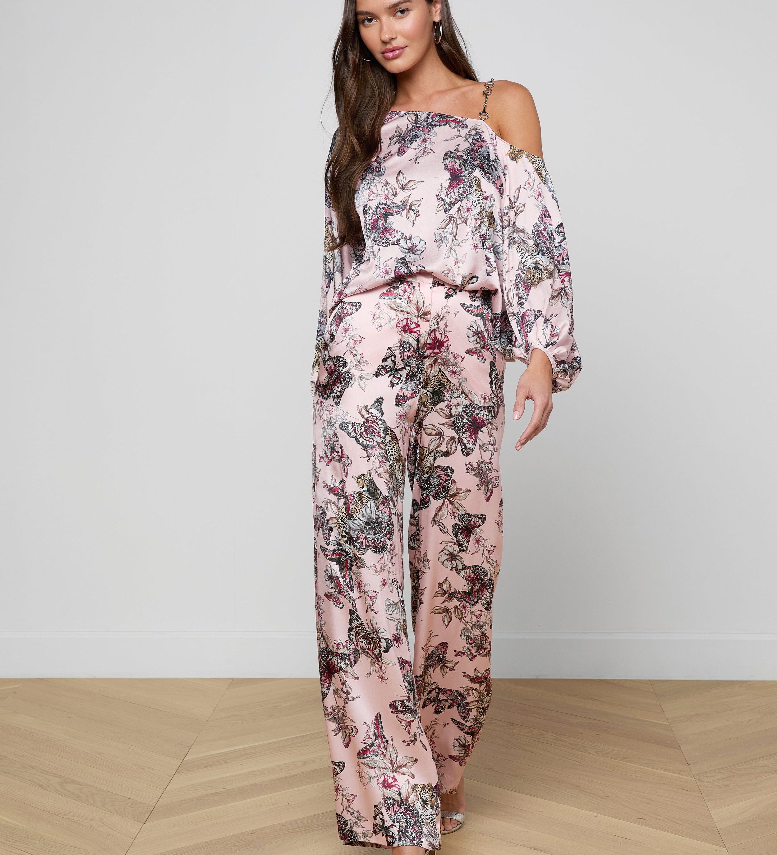 L'AGENCE - Asami Chain One - Shoulder Blouse