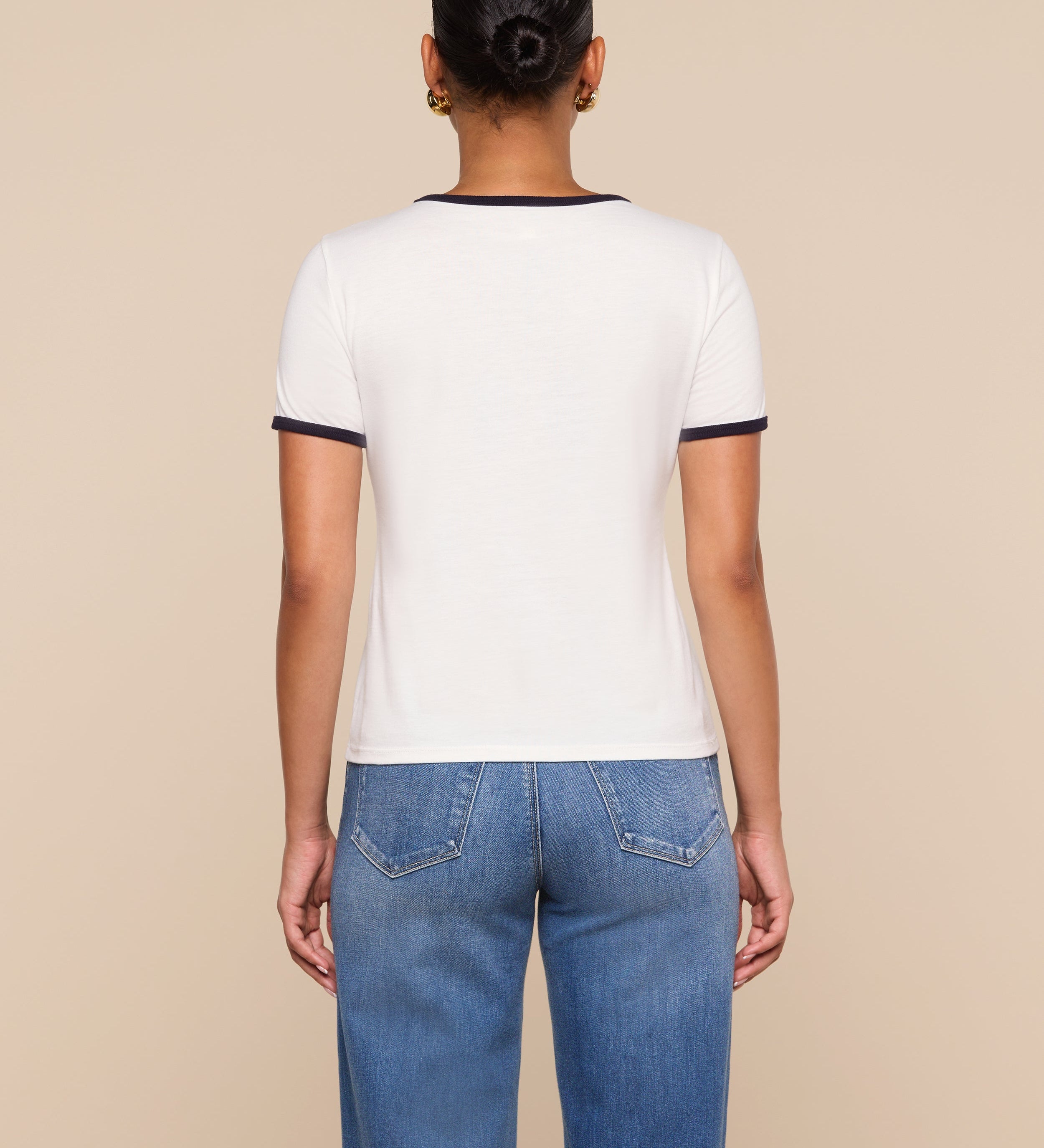 L'AGENCE - Tommie Crewneck Tee
